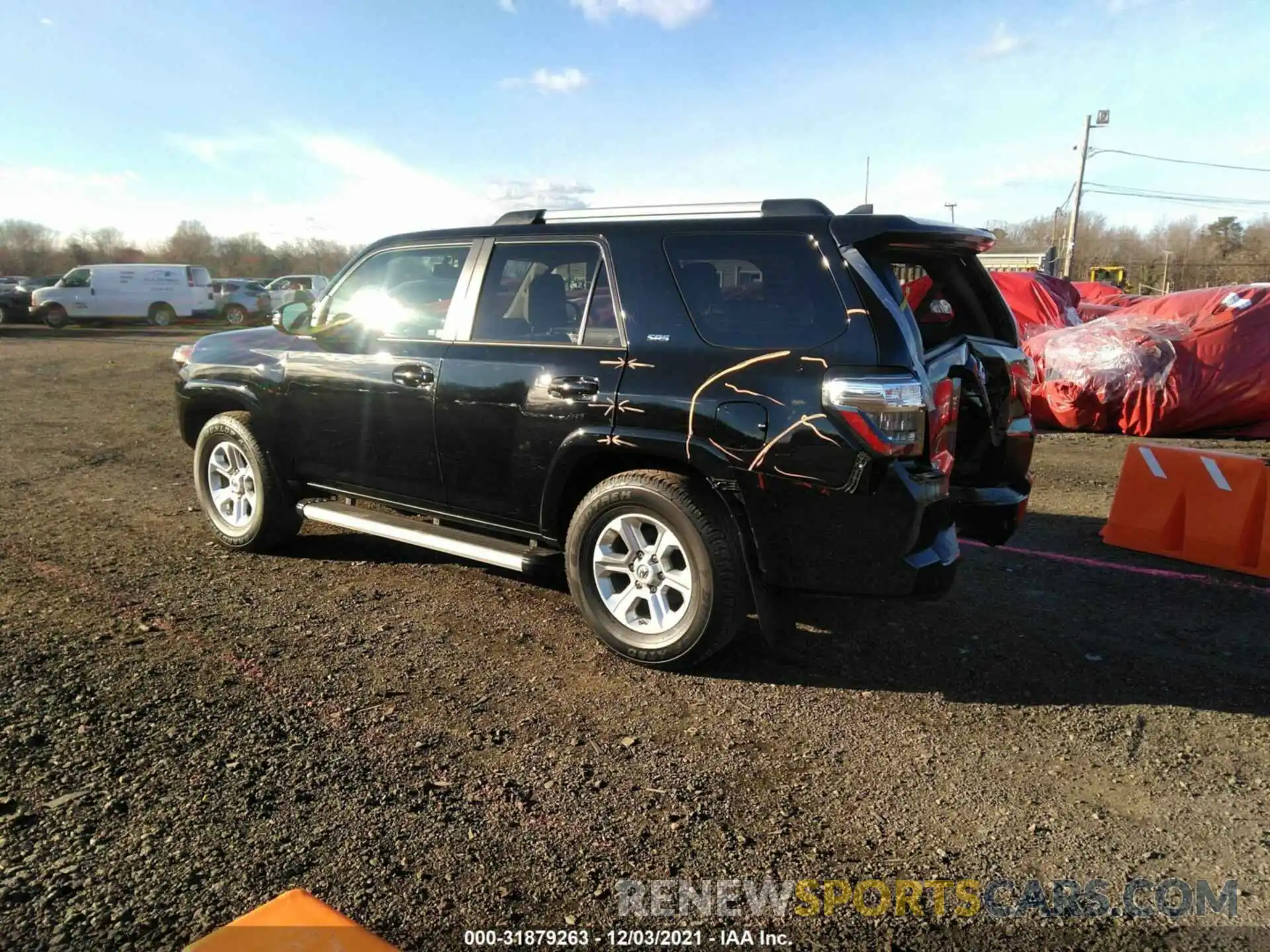 3 Фотография поврежденного автомобиля JTEBU5JR3K5699407 TOYOTA 4RUNNER 2019