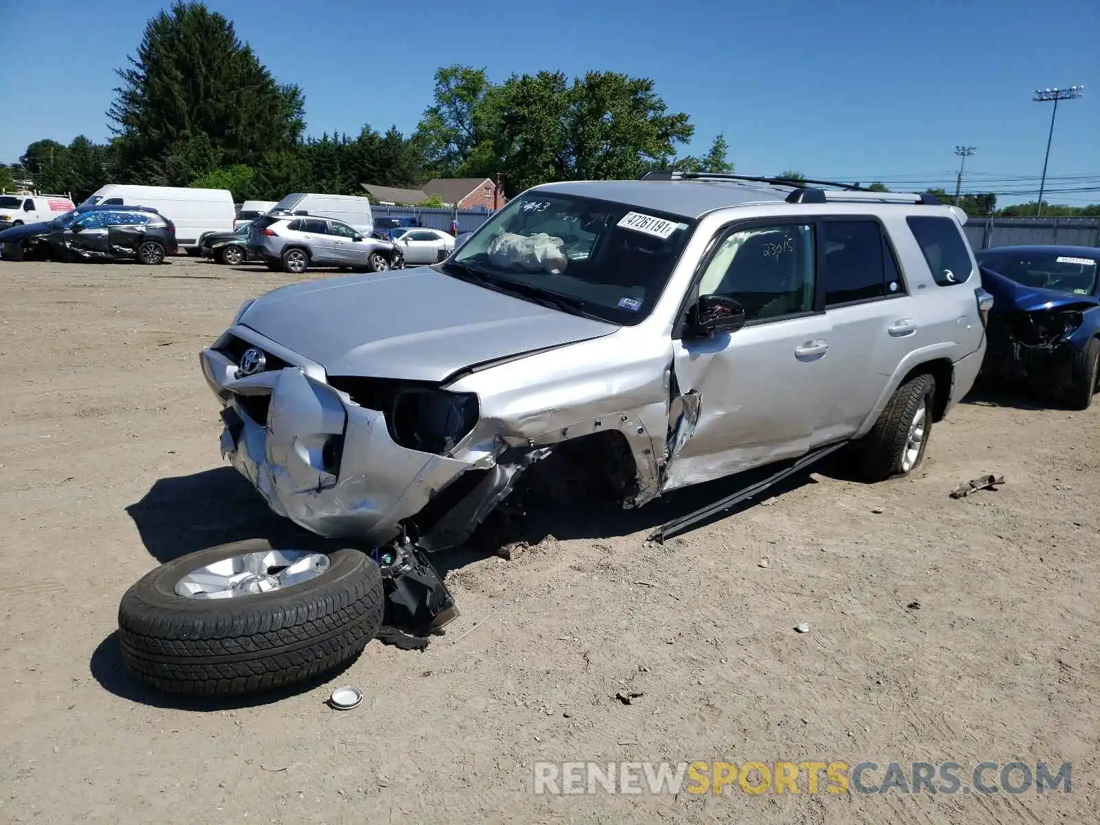 2 Photograph of a damaged car JTEBU5JR3K5700443 TOYOTA 4RUNNER 2019