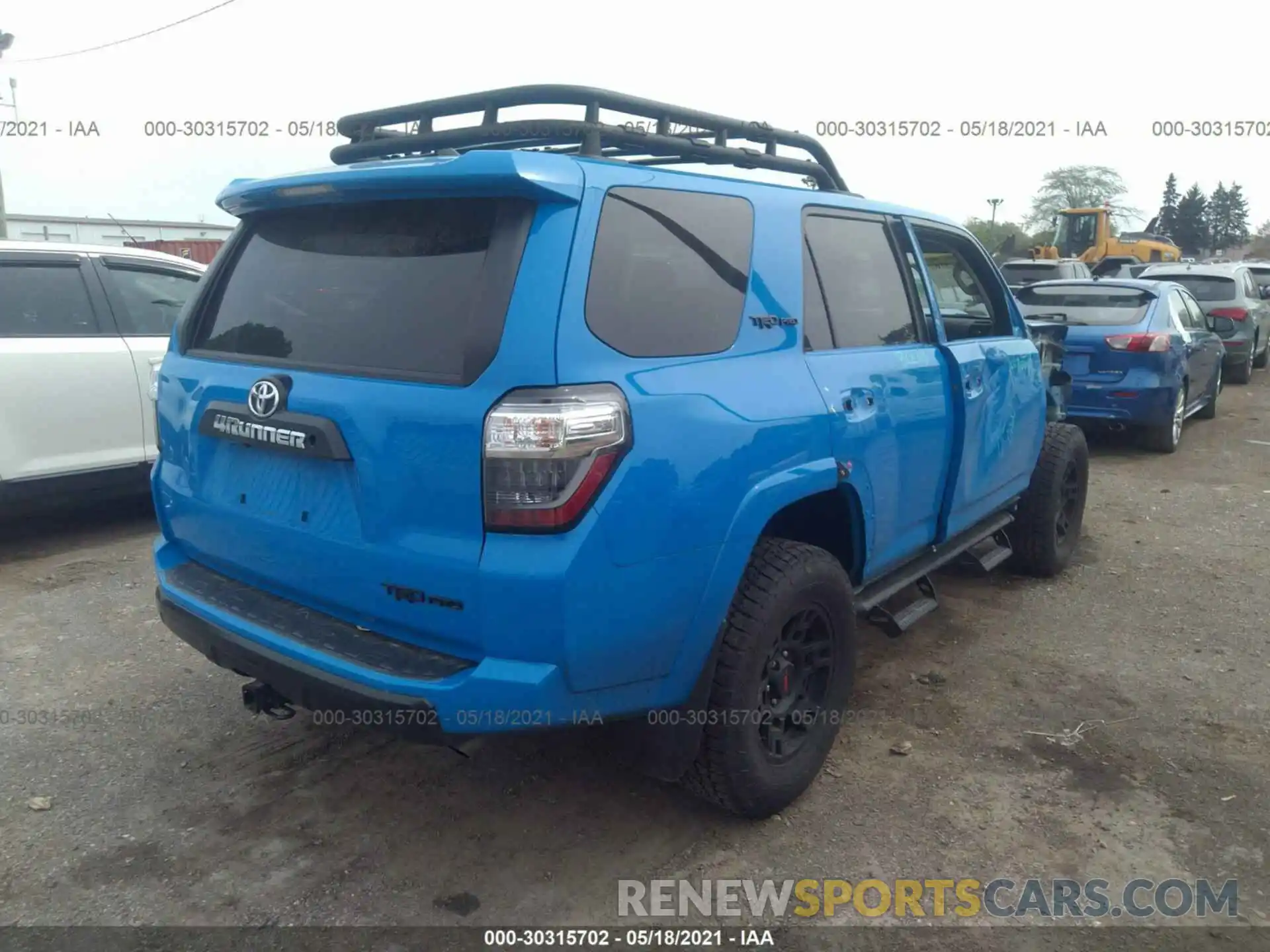 4 Фотография поврежденного автомобиля JTEBU5JR3K5700880 TOYOTA 4RUNNER 2019