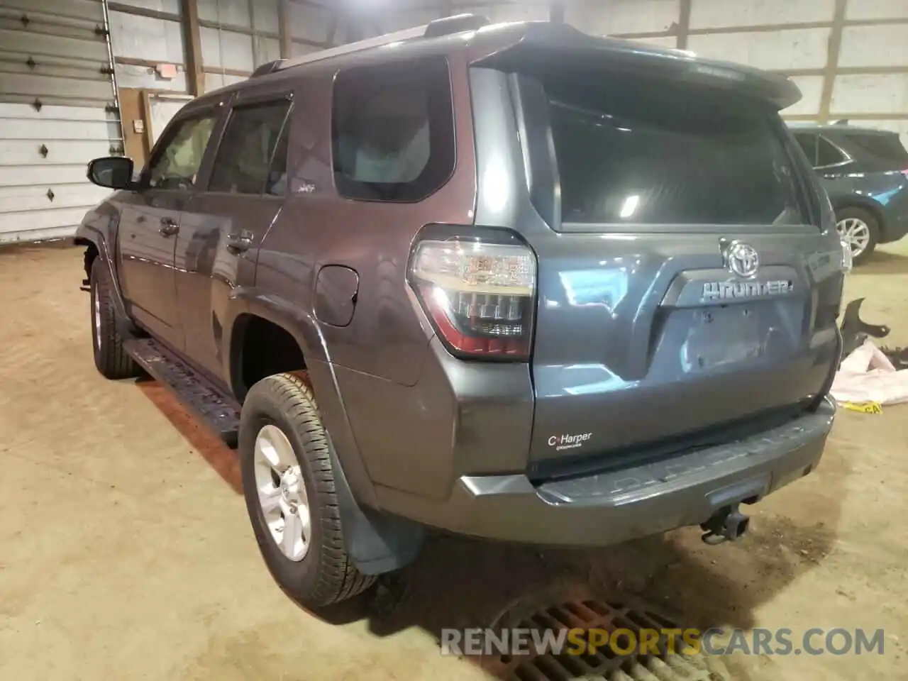 3 Фотография поврежденного автомобиля JTEBU5JR3K5706484 TOYOTA 4RUNNER 2019