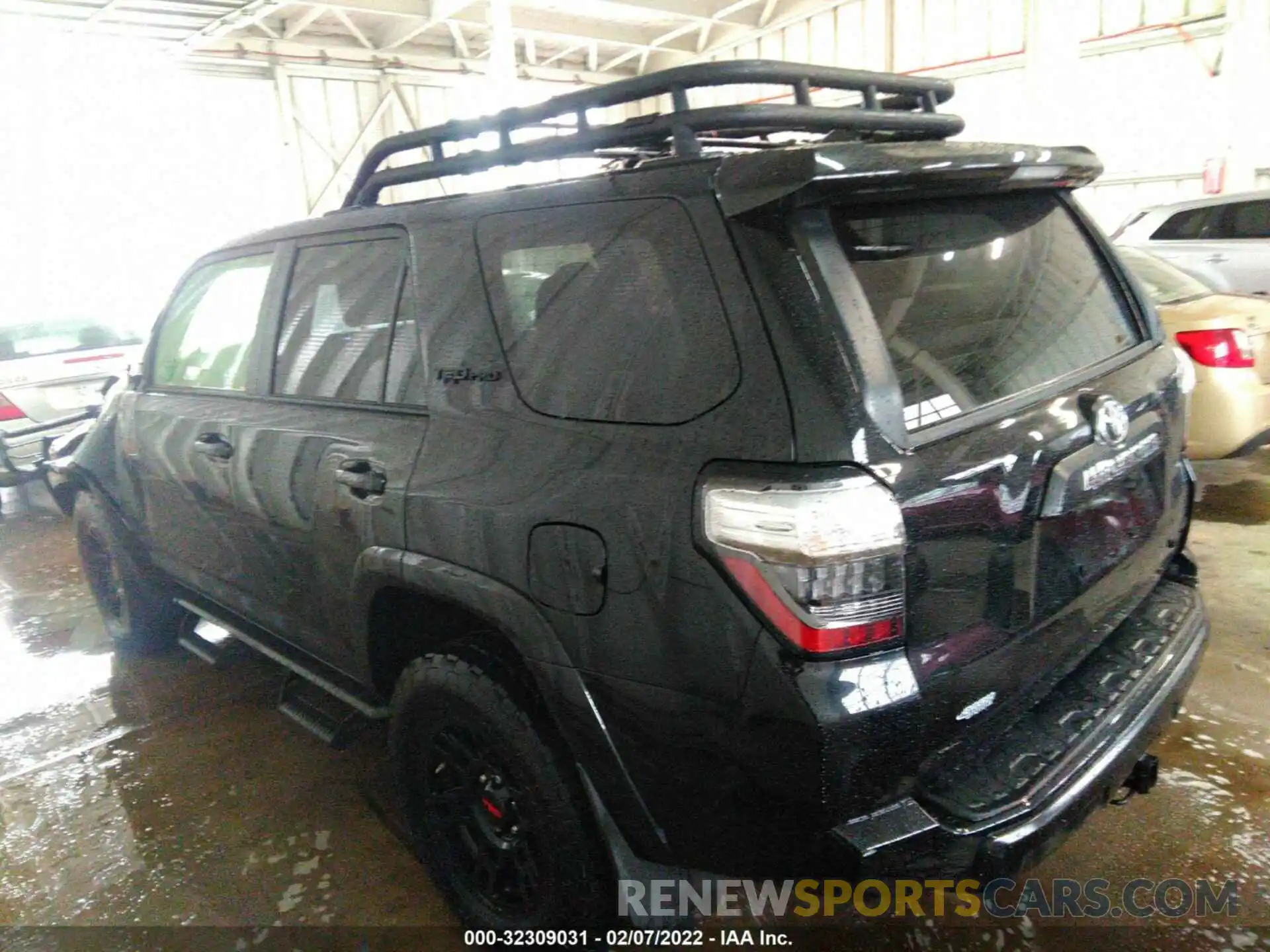 3 Фотография поврежденного автомобиля JTEBU5JR3K5723429 TOYOTA 4RUNNER 2019