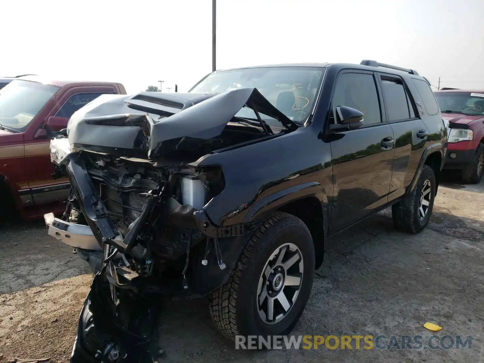 2 Photograph of a damaged car JTEBU5JR3K5731353 TOYOTA 4RUNNER 2019