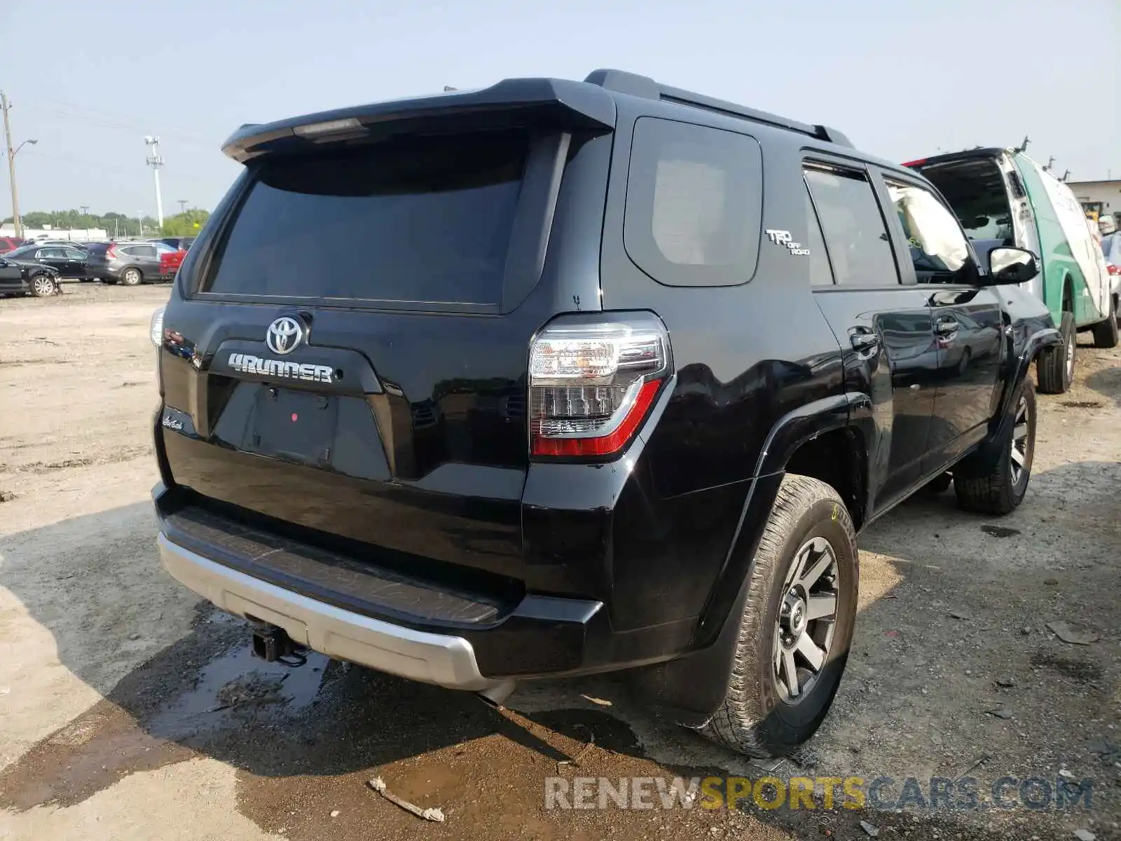 4 Photograph of a damaged car JTEBU5JR3K5731353 TOYOTA 4RUNNER 2019