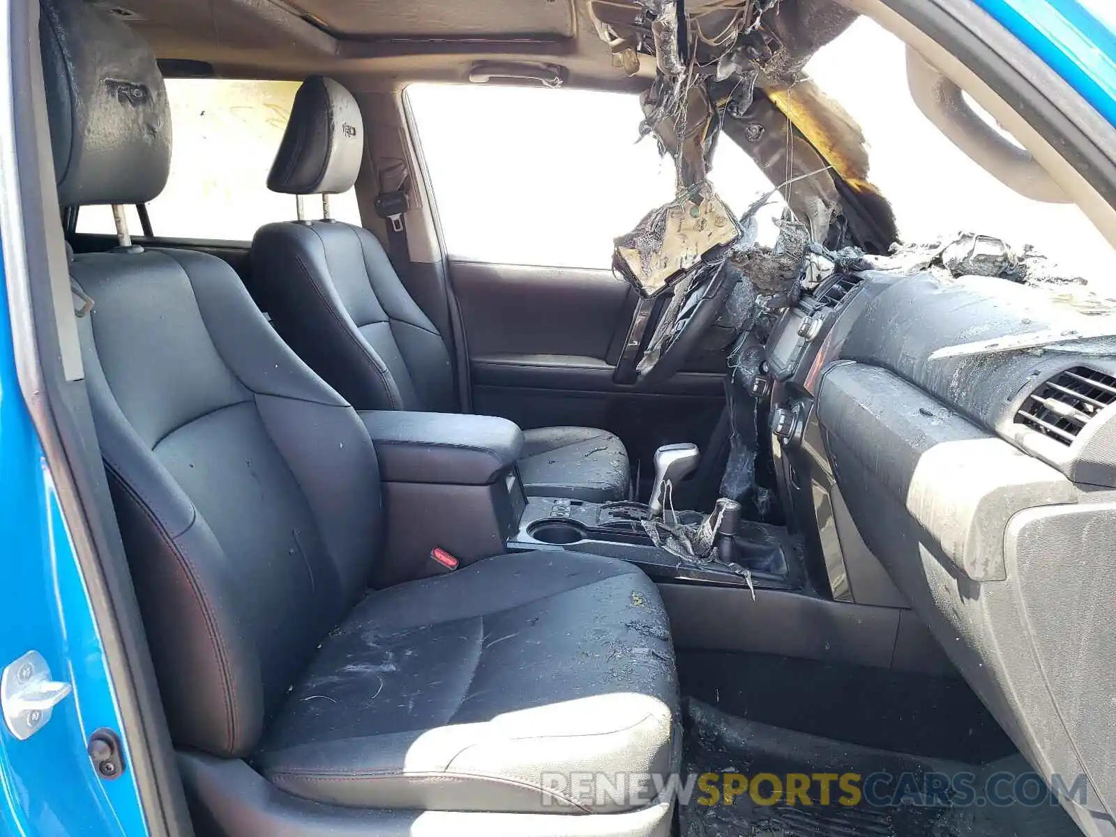 5 Photograph of a damaged car JTEBU5JR3K5733412 TOYOTA 4RUNNER 2019