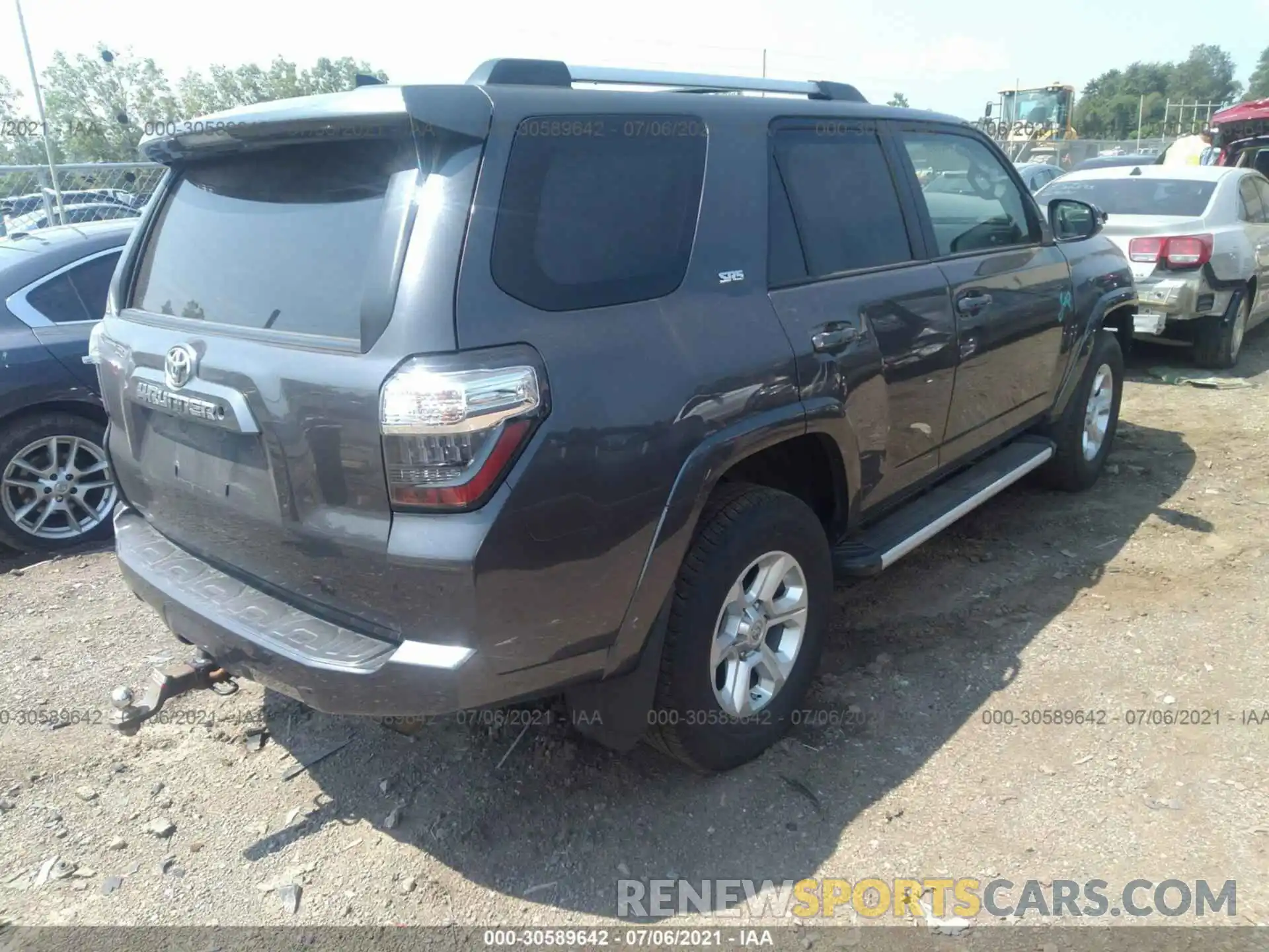 4 Фотография поврежденного автомобиля JTEBU5JR3K5733507 TOYOTA 4RUNNER 2019