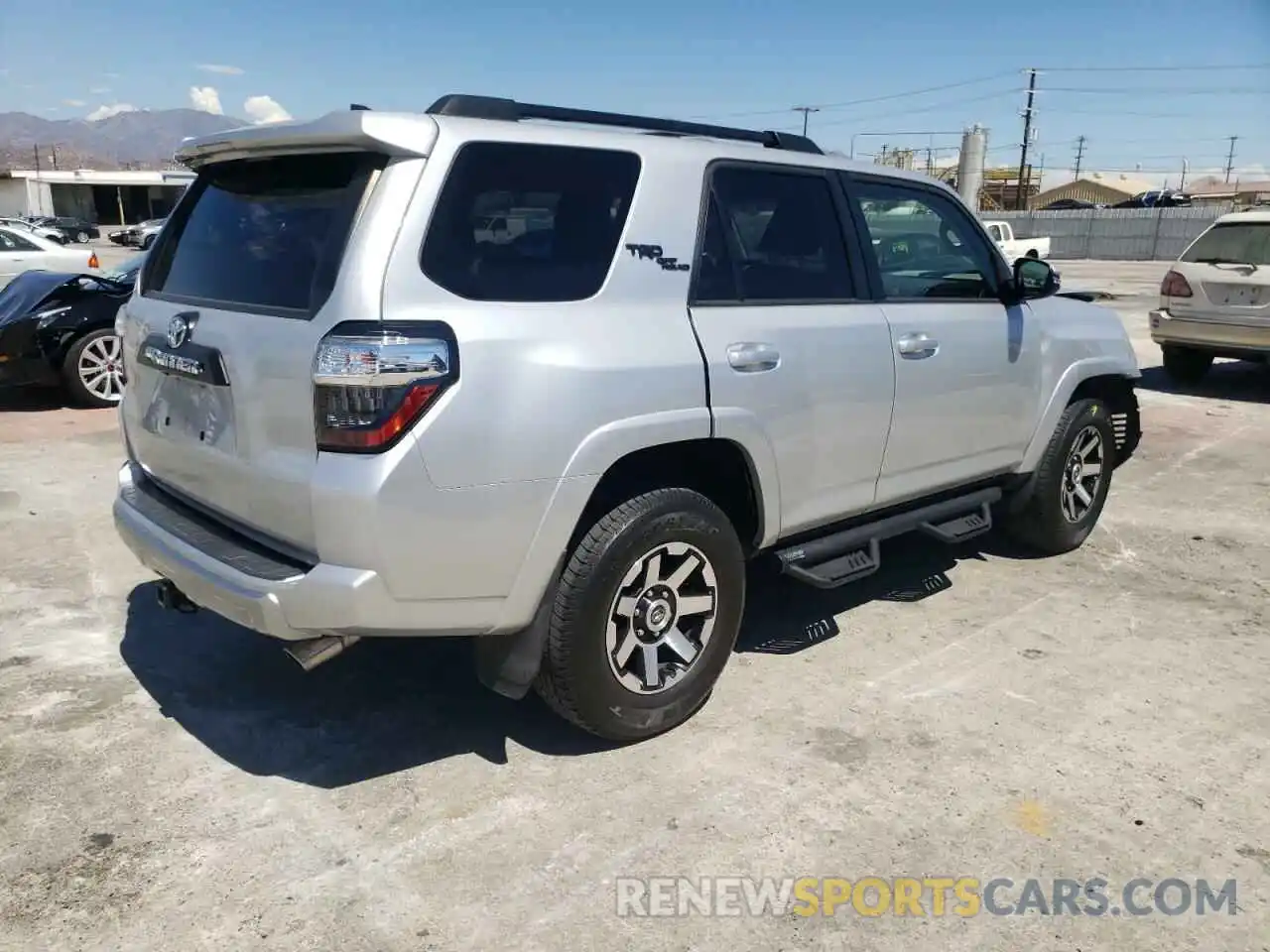 4 Фотография поврежденного автомобиля JTEBU5JR3K5734365 TOYOTA 4RUNNER 2019