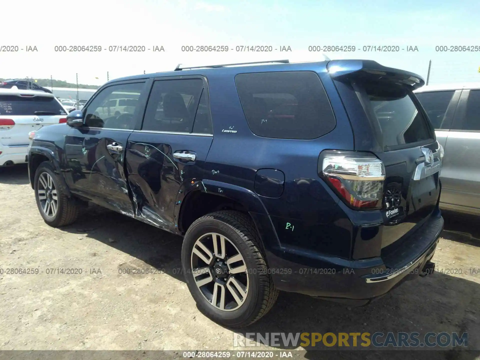 3 Фотография поврежденного автомобиля JTEBU5JR3K5735497 TOYOTA 4RUNNER 2019