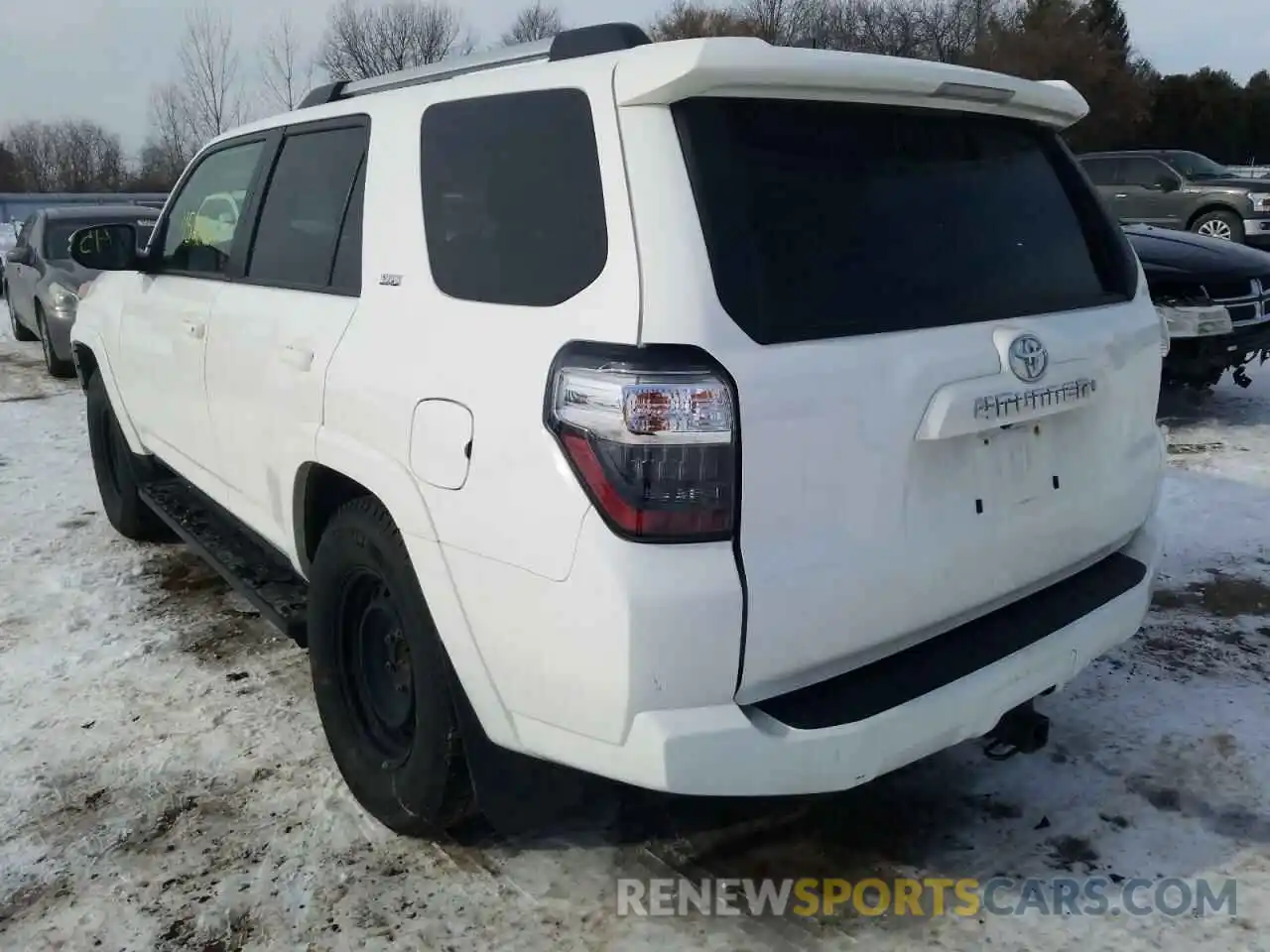 3 Фотография поврежденного автомобиля JTEBU5JR3K5736925 TOYOTA 4RUNNER 2019