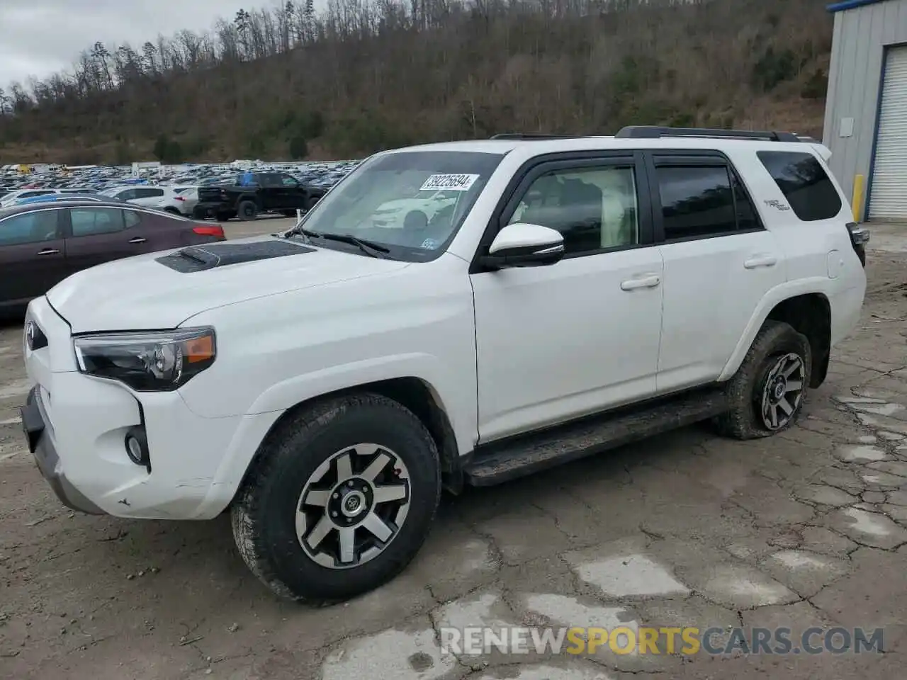 1 Photograph of a damaged car JTEBU5JR3K5737198 TOYOTA 4RUNNER 2019