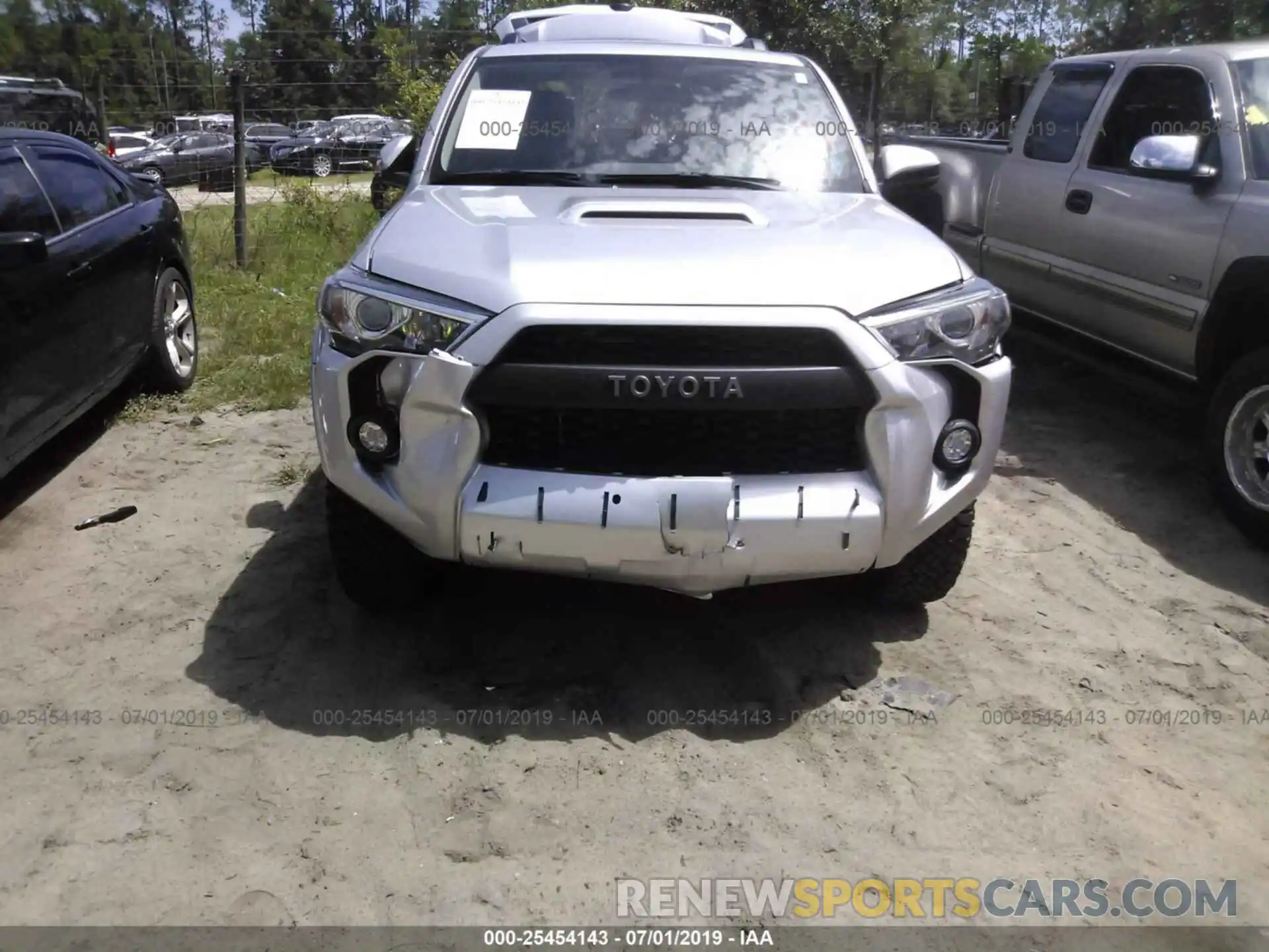 6 Фотография поврежденного автомобиля JTEBU5JR4K5613988 TOYOTA 4RUNNER 2019