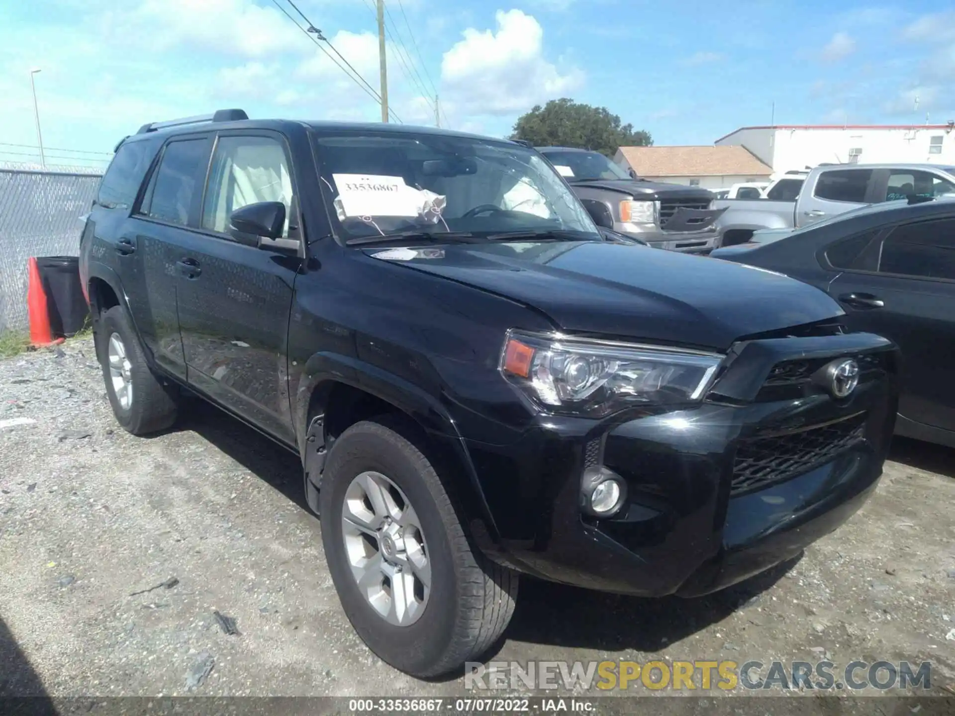 1 Photograph of a damaged car JTEBU5JR4K5616017 TOYOTA 4RUNNER 2019