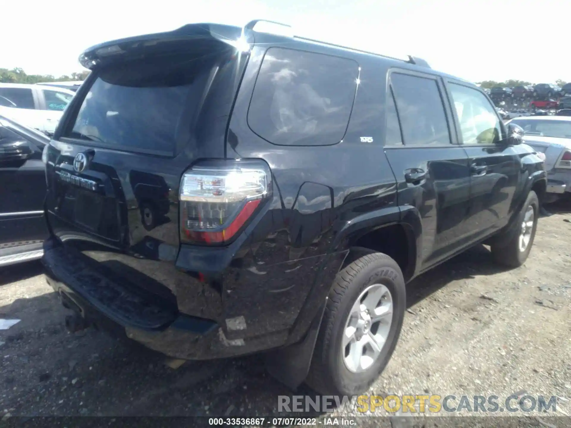 4 Photograph of a damaged car JTEBU5JR4K5616017 TOYOTA 4RUNNER 2019