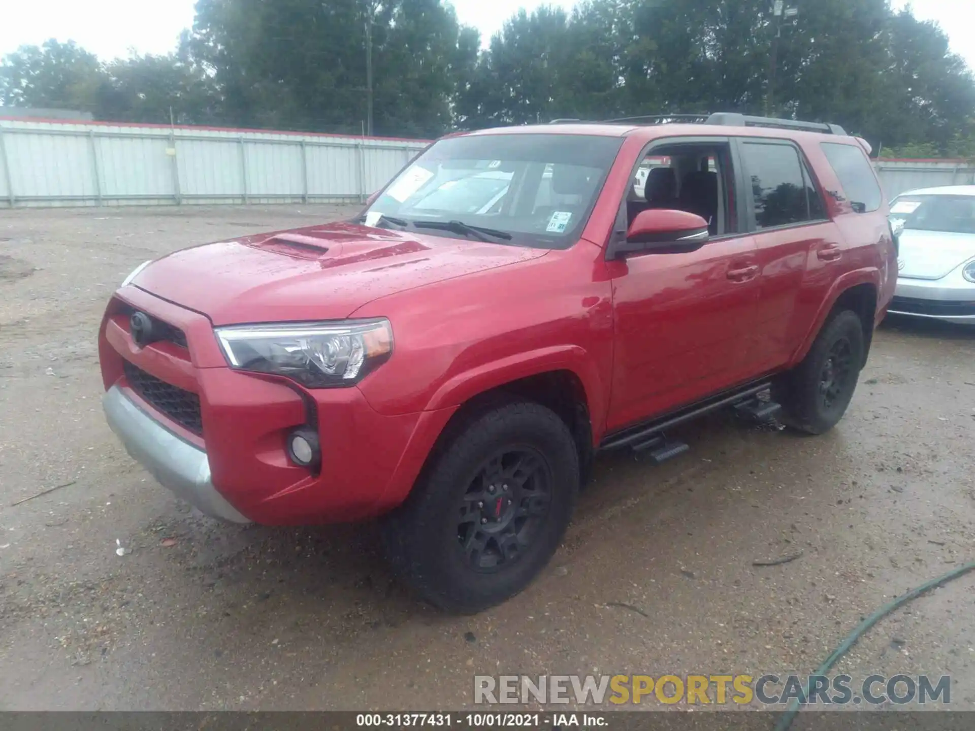 2 Photograph of a damaged car JTEBU5JR4K5616647 TOYOTA 4RUNNER 2019