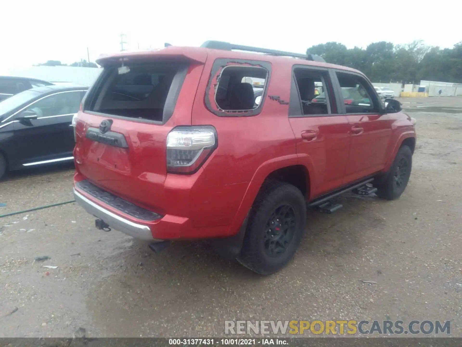 4 Photograph of a damaged car JTEBU5JR4K5616647 TOYOTA 4RUNNER 2019