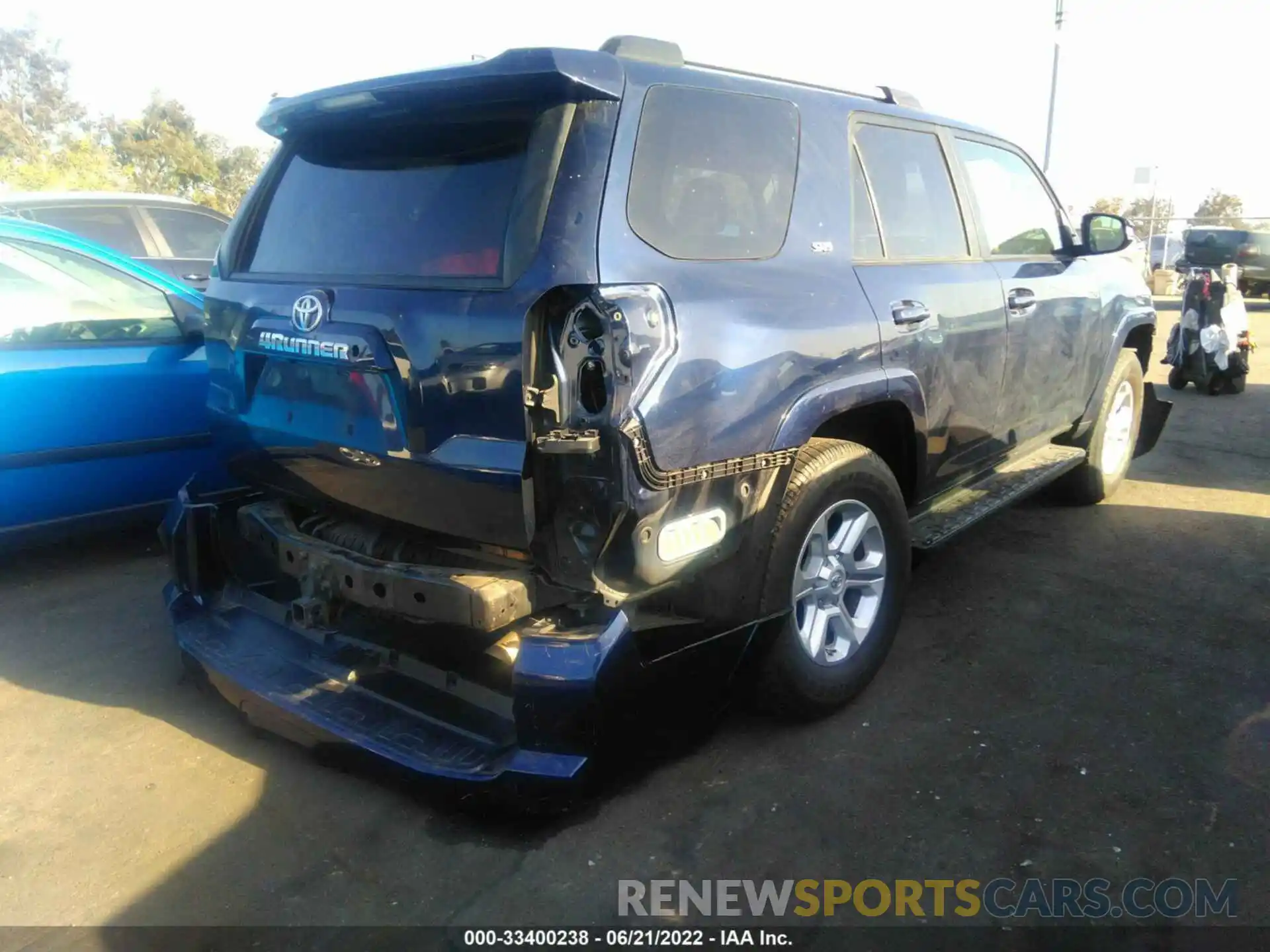 4 Фотография поврежденного автомобиля JTEBU5JR4K5621234 TOYOTA 4RUNNER 2019