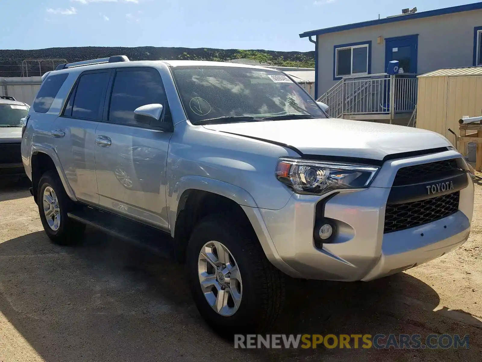 1 Photograph of a damaged car JTEBU5JR4K5626479 TOYOTA 4RUNNER 2019