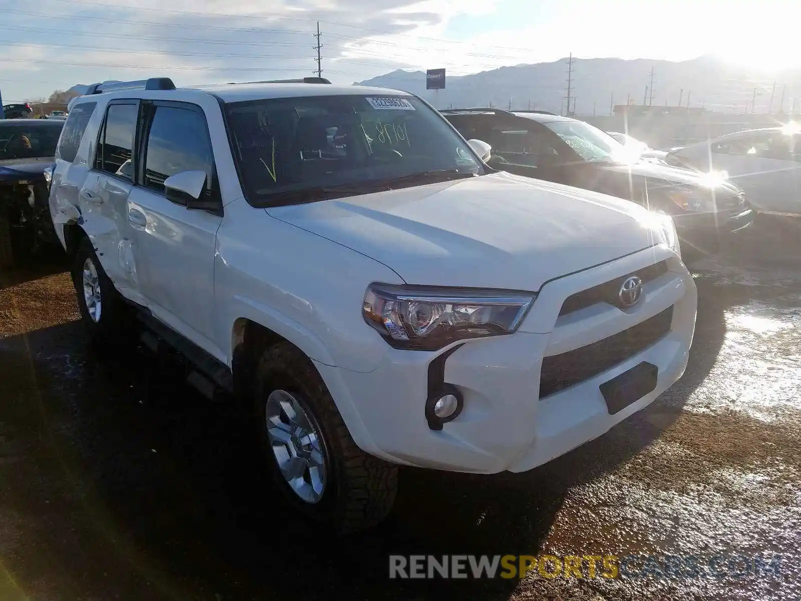 1 Photograph of a damaged car JTEBU5JR4K5628250 TOYOTA 4RUNNER 2019