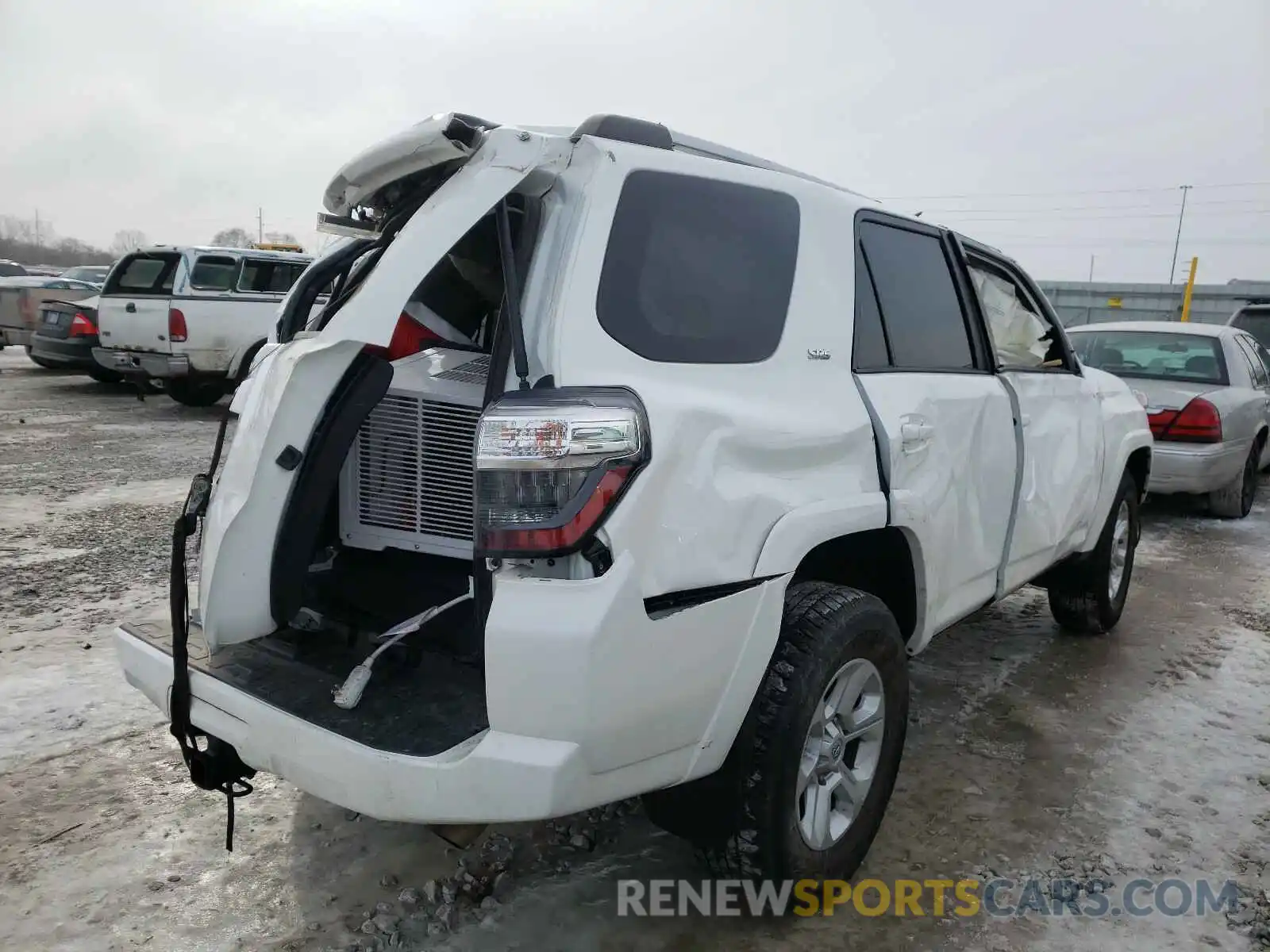 4 Фотография поврежденного автомобиля JTEBU5JR4K5631424 TOYOTA 4RUNNER 2019