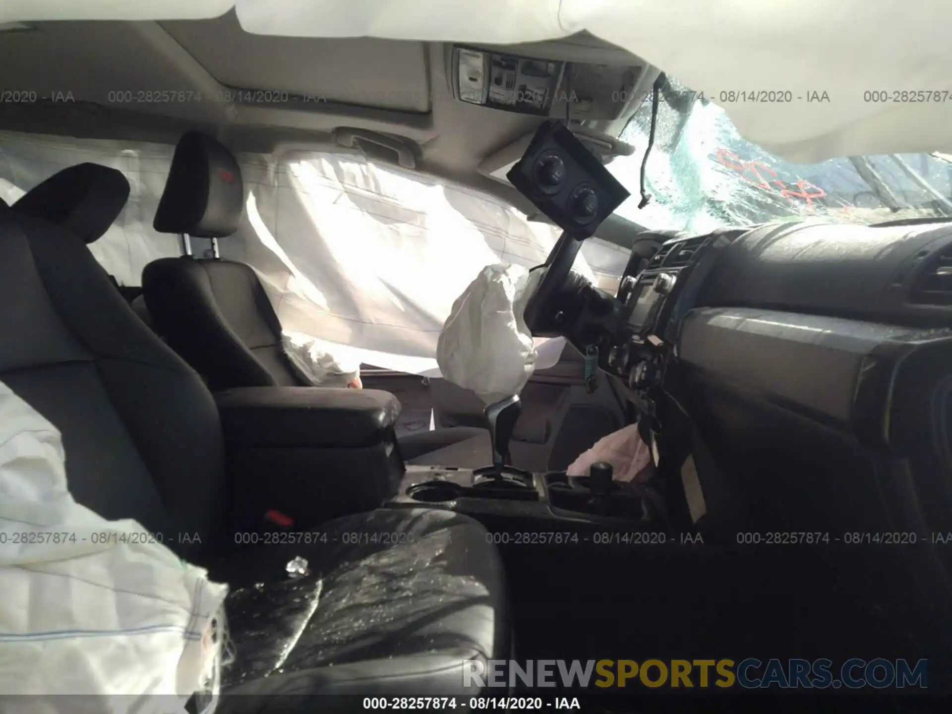 5 Photograph of a damaged car JTEBU5JR4K5635215 TOYOTA 4RUNNER 2019