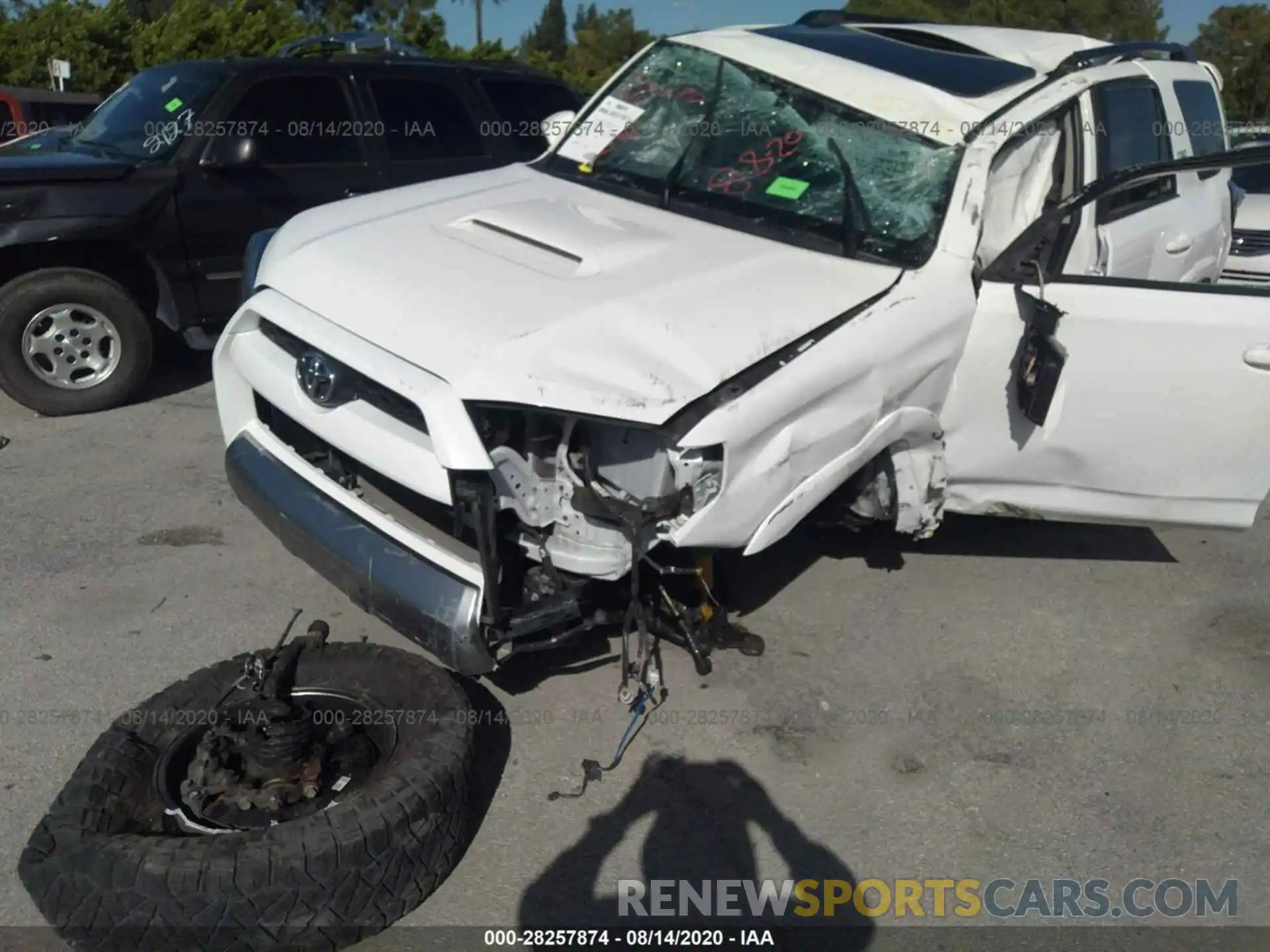 6 Photograph of a damaged car JTEBU5JR4K5635215 TOYOTA 4RUNNER 2019