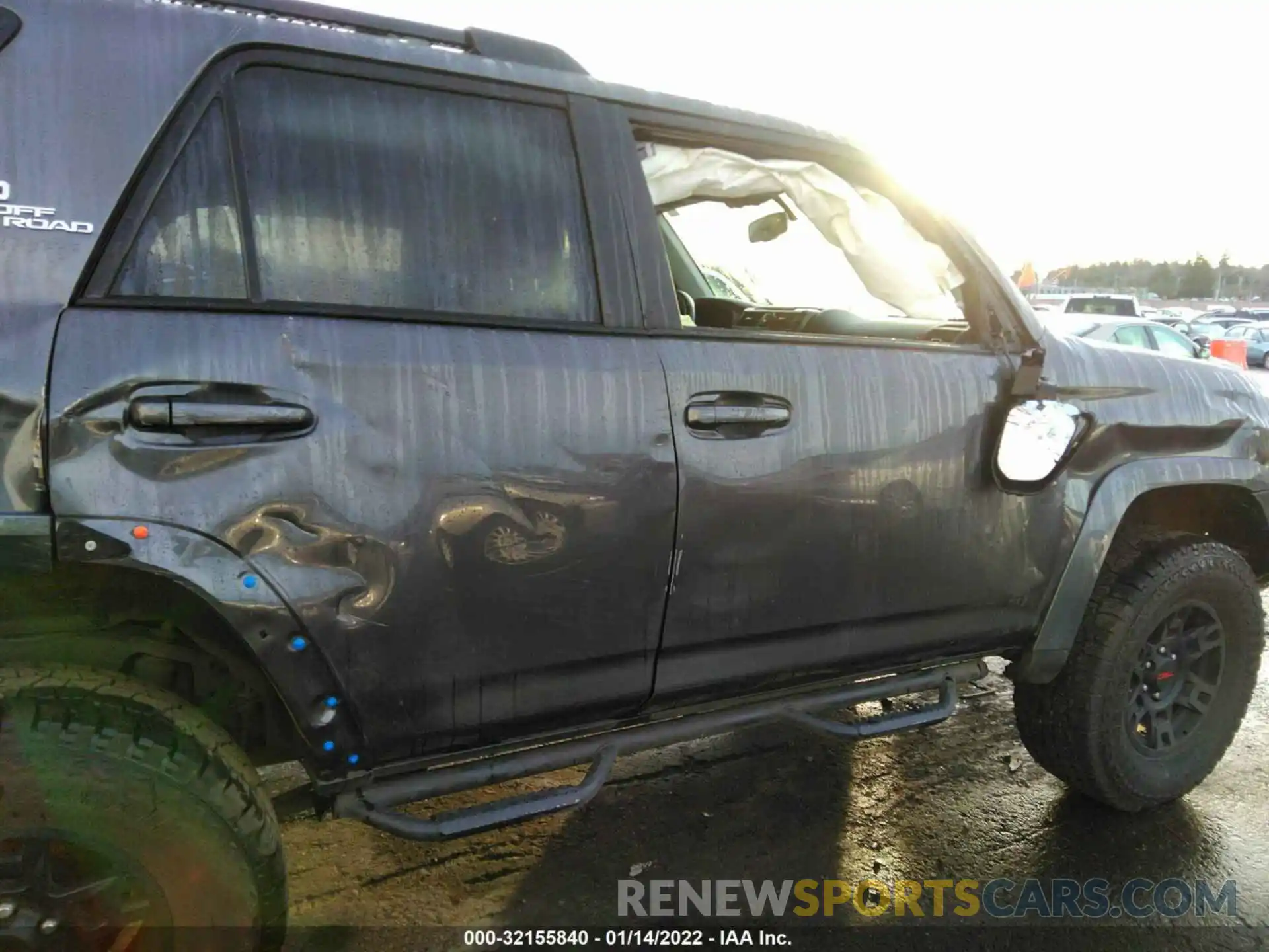 6 Photograph of a damaged car JTEBU5JR4K5635490 TOYOTA 4RUNNER 2019