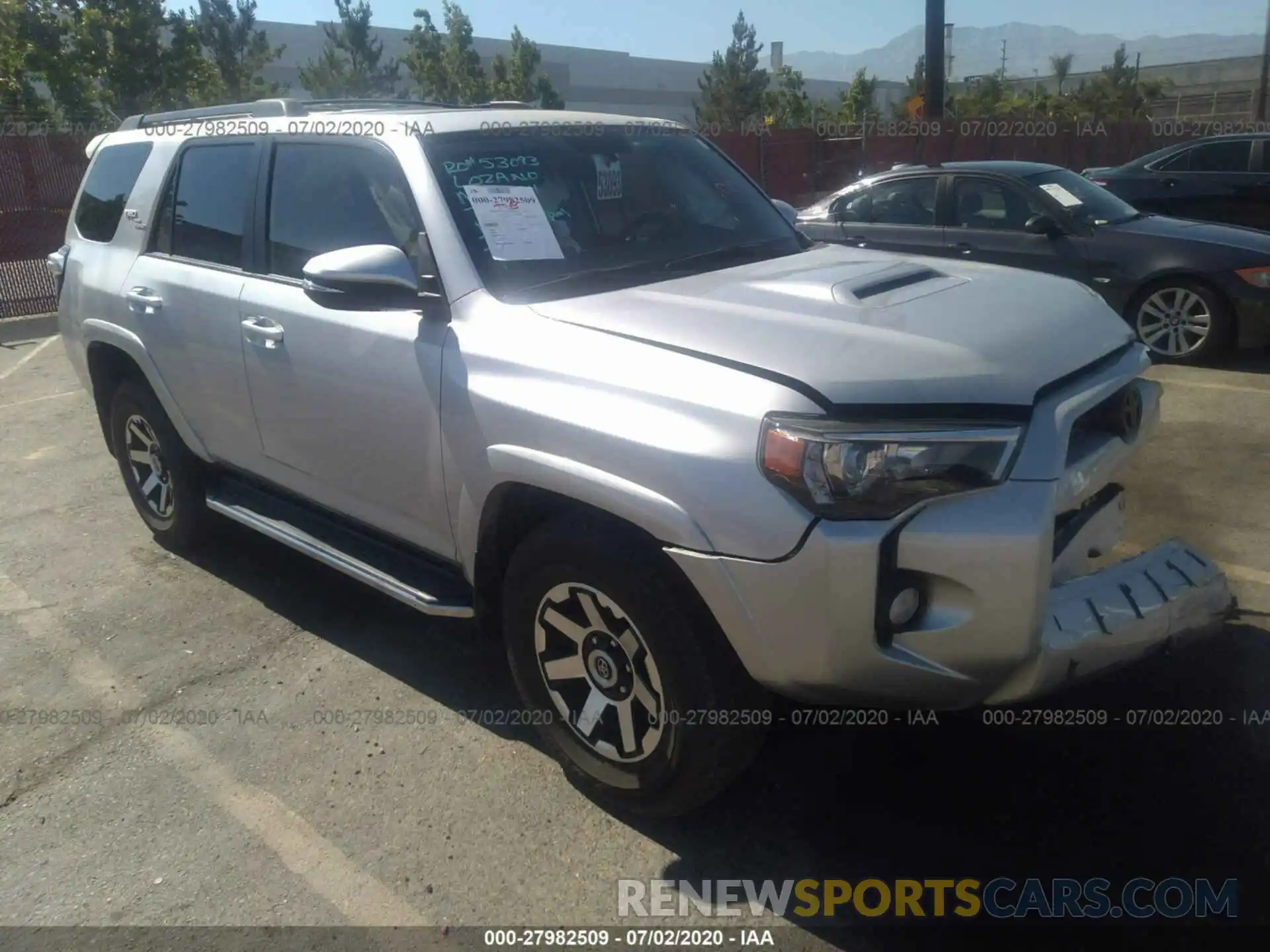 1 Photograph of a damaged car JTEBU5JR4K5635960 TOYOTA 4RUNNER 2019