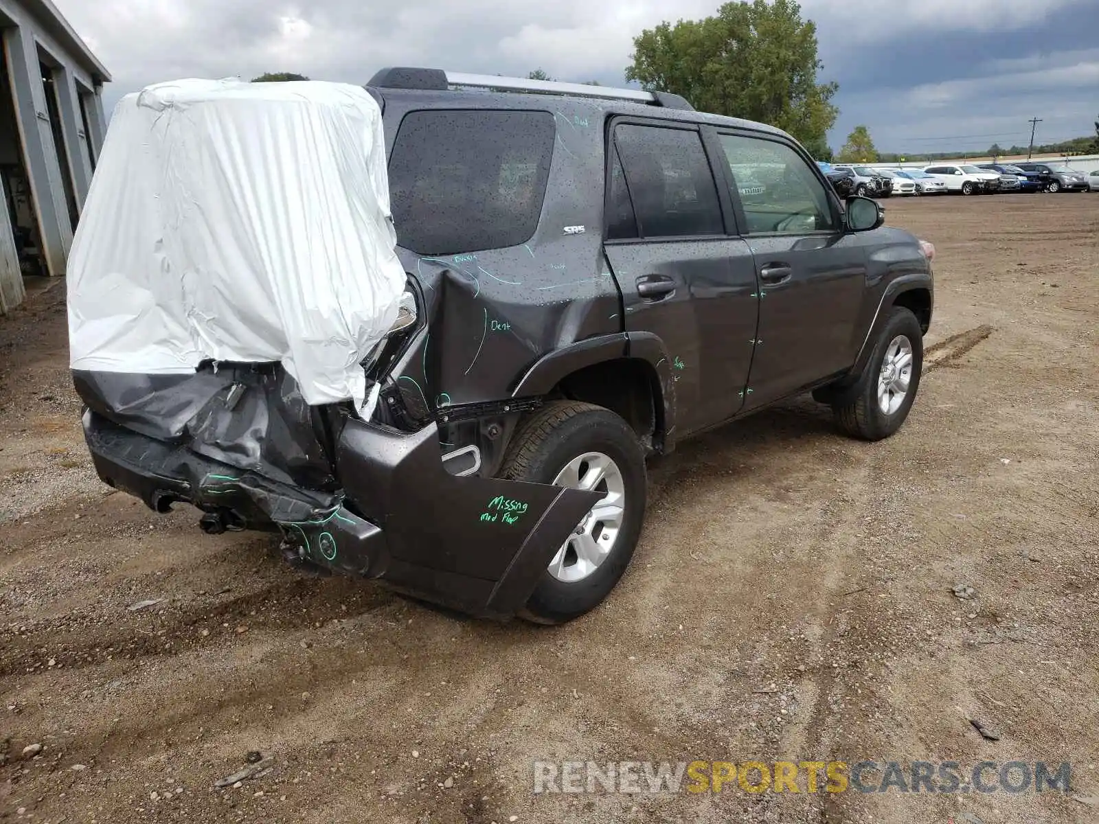 4 Photograph of a damaged car JTEBU5JR4K5639216 TOYOTA 4RUNNER 2019