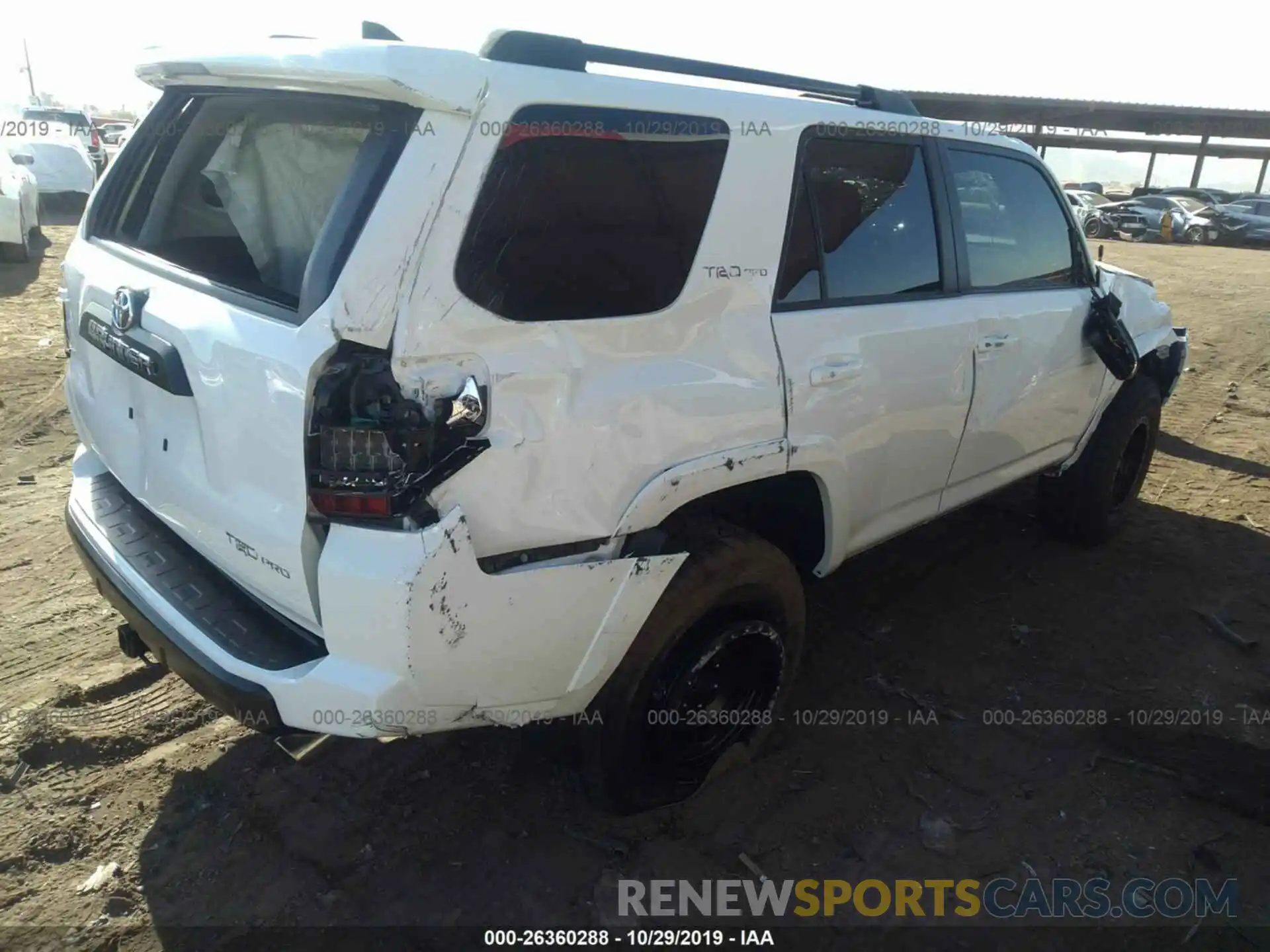 4 Фотография поврежденного автомобиля JTEBU5JR4K5643363 TOYOTA 4RUNNER 2019