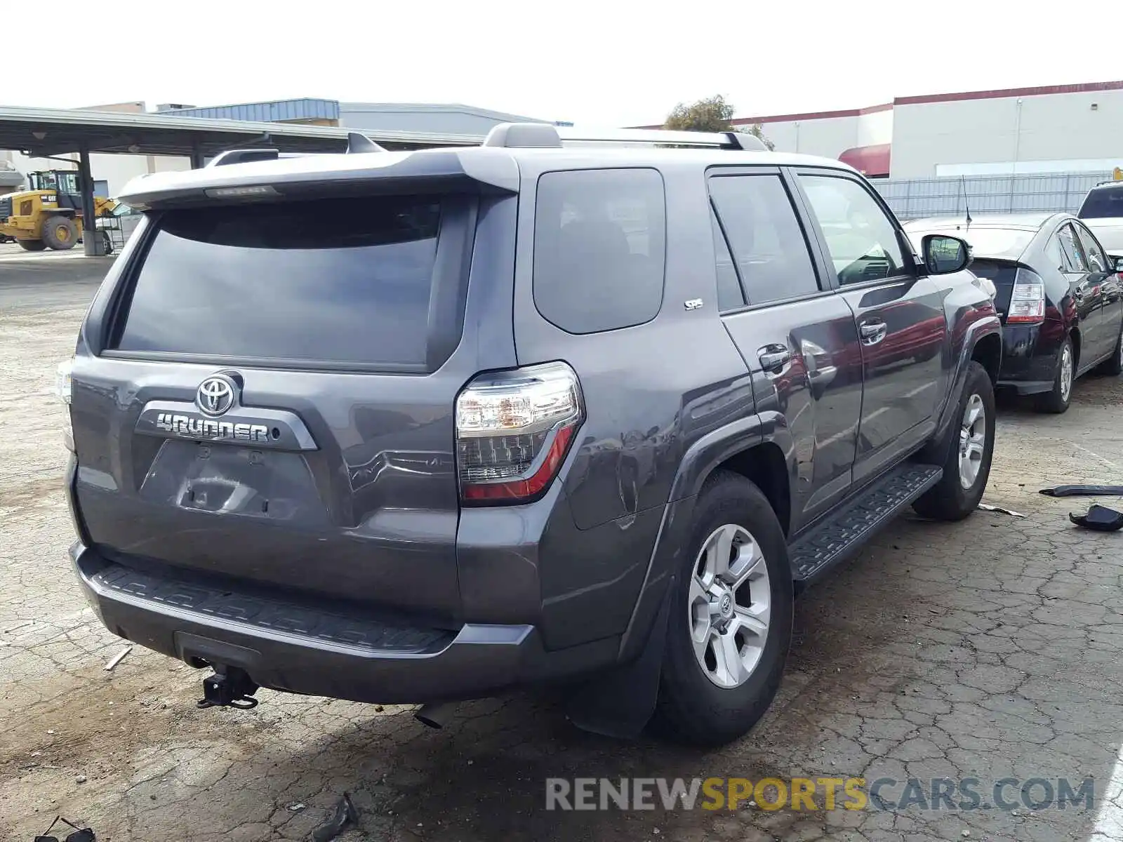 4 Фотография поврежденного автомобиля JTEBU5JR4K5643993 TOYOTA 4RUNNER 2019