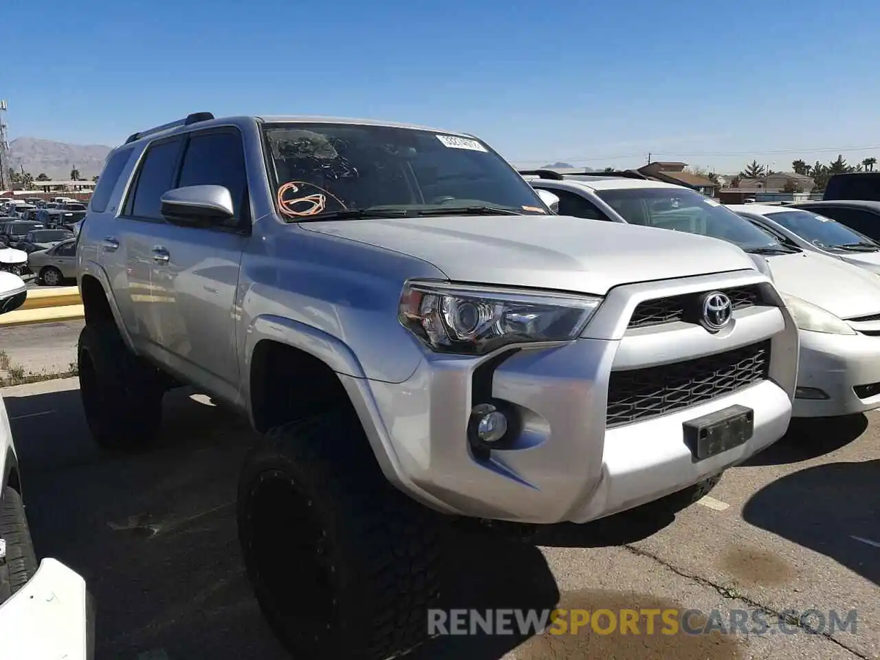 1 Photograph of a damaged car JTEBU5JR4K5648336 TOYOTA 4RUNNER 2019