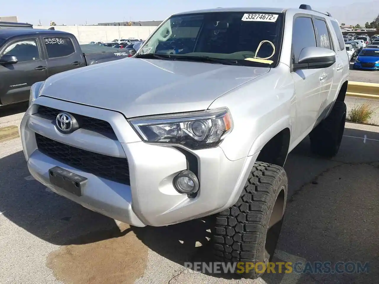 2 Photograph of a damaged car JTEBU5JR4K5648336 TOYOTA 4RUNNER 2019