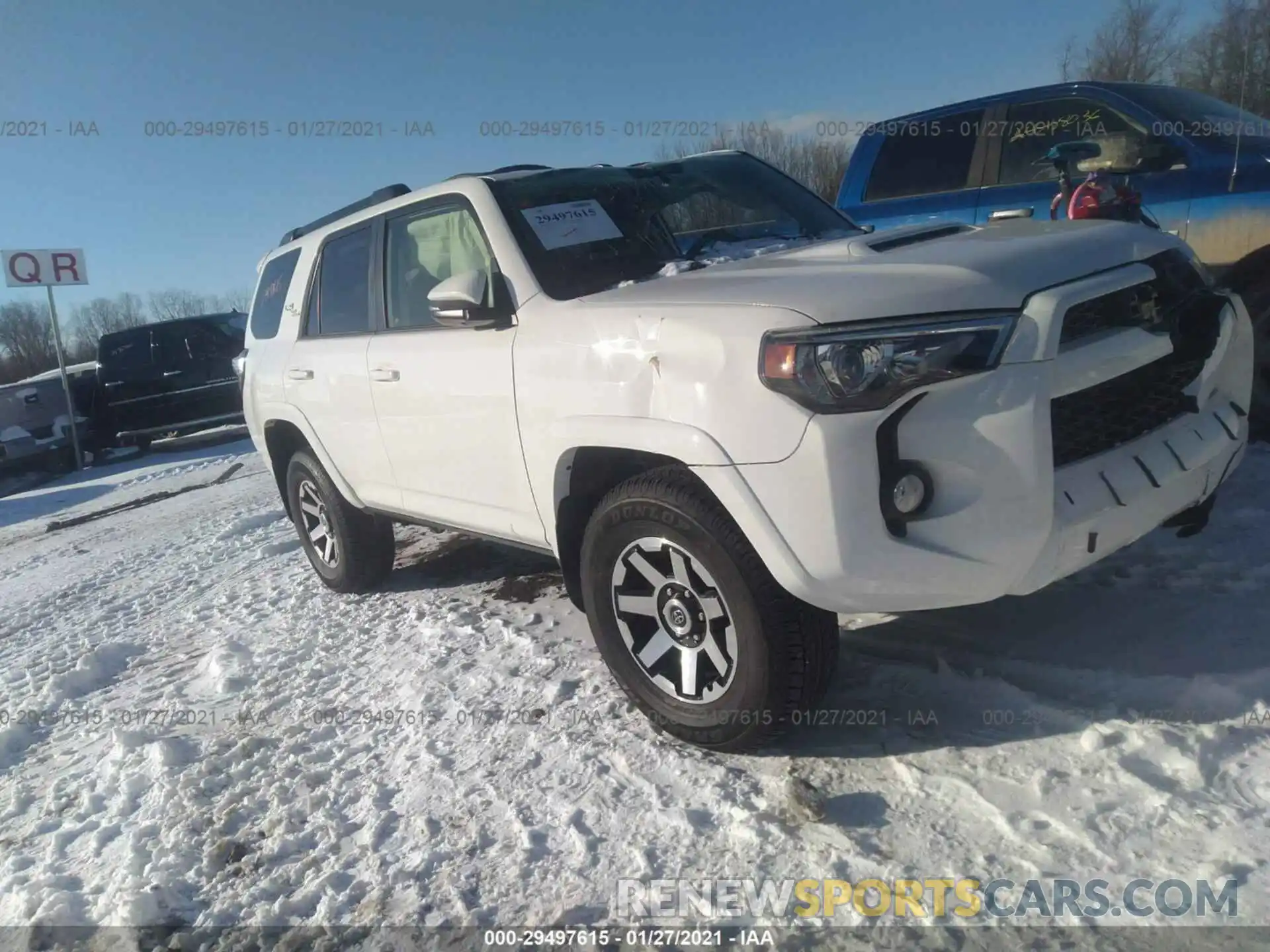 1 Photograph of a damaged car JTEBU5JR4K5648742 TOYOTA 4RUNNER 2019