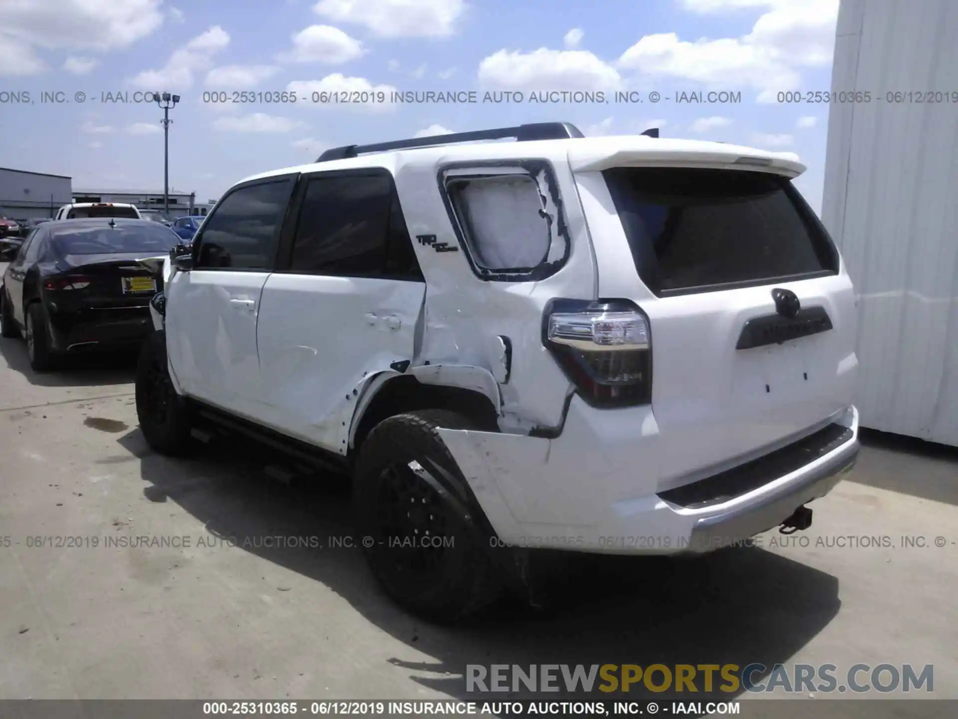 3 Photograph of a damaged car JTEBU5JR4K5652872 TOYOTA 4RUNNER 2019