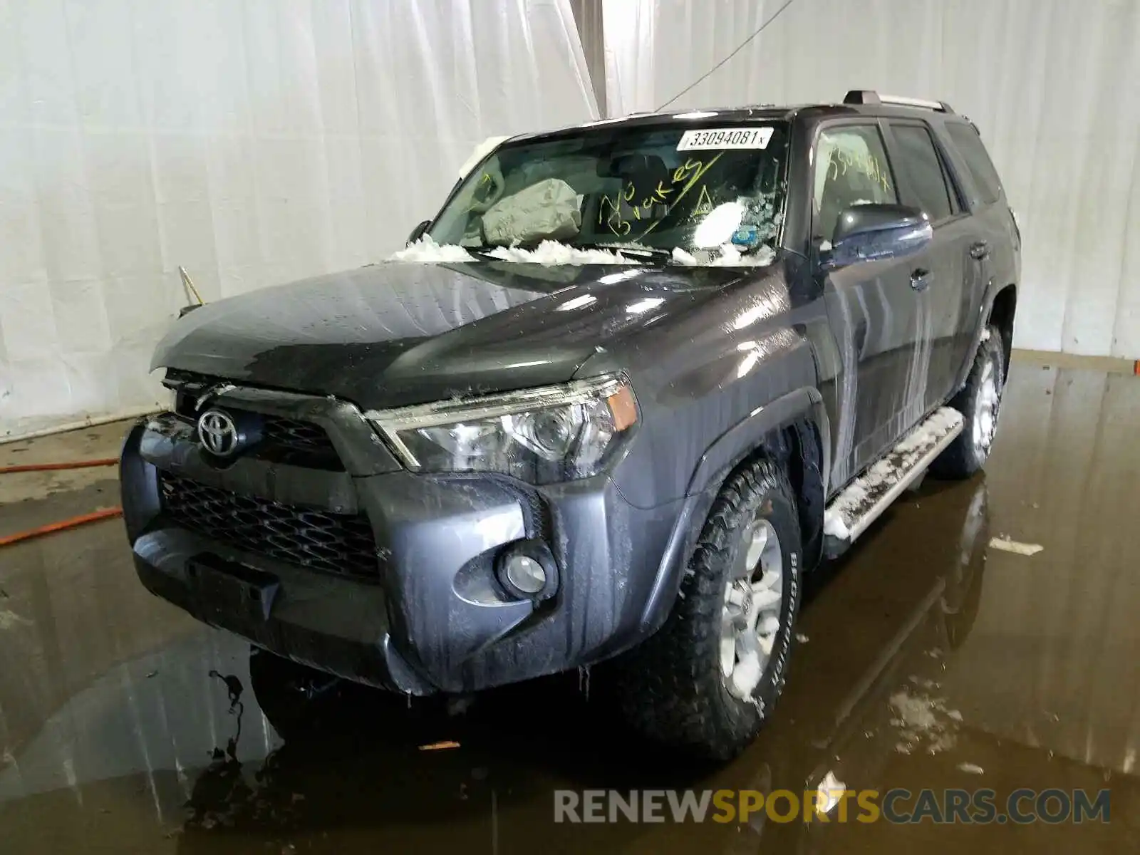 2 Photograph of a damaged car JTEBU5JR4K5654539 TOYOTA 4RUNNER 2019