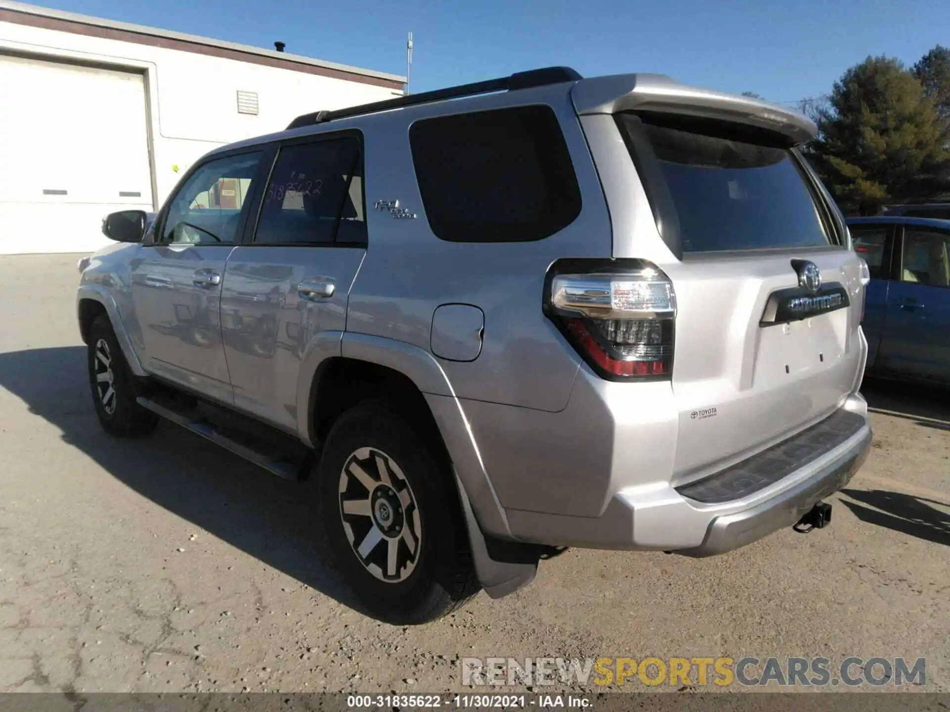 3 Photograph of a damaged car JTEBU5JR4K5657151 TOYOTA 4RUNNER 2019