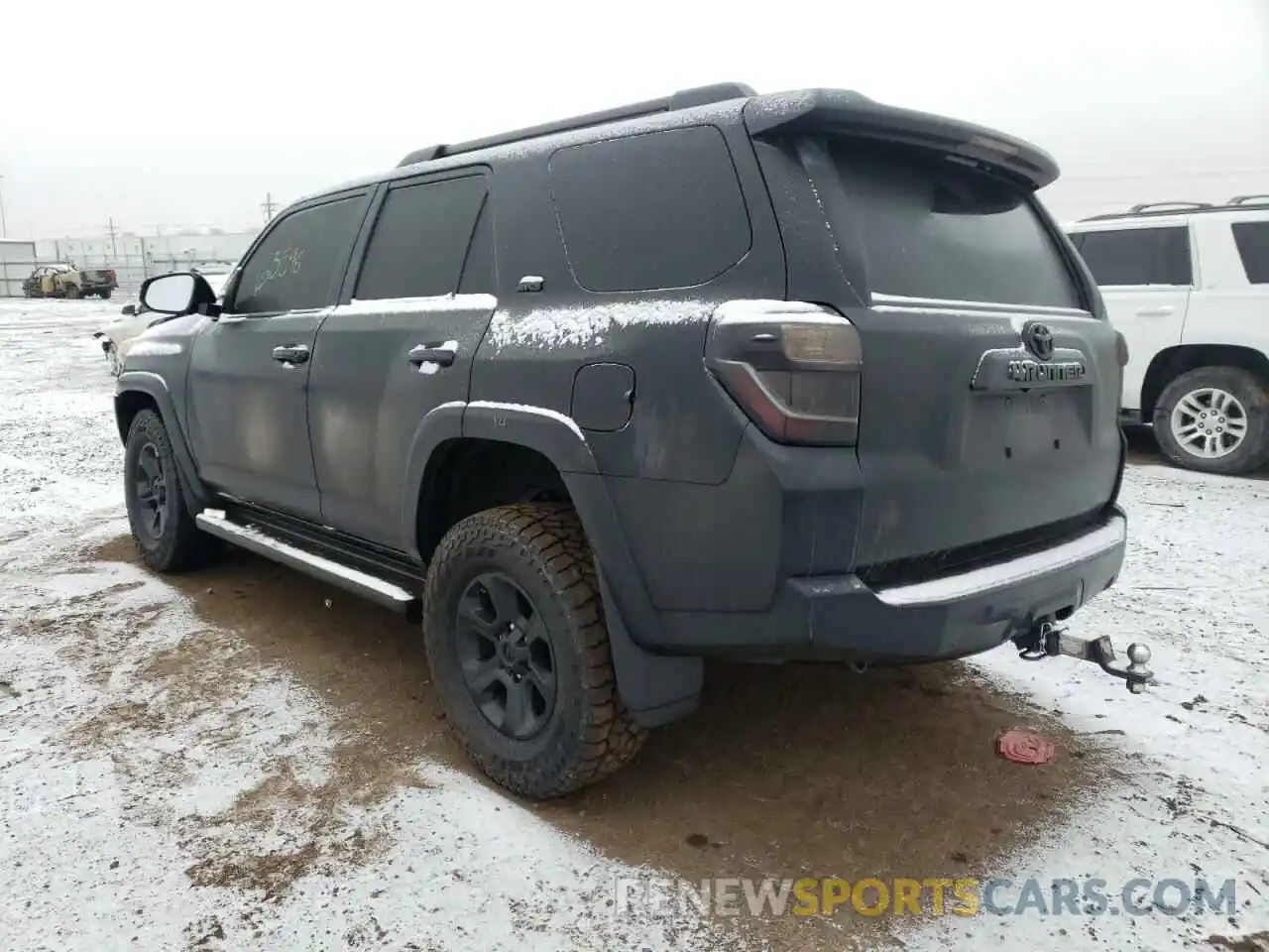 3 Photograph of a damaged car JTEBU5JR4K5657733 TOYOTA 4RUNNER 2019