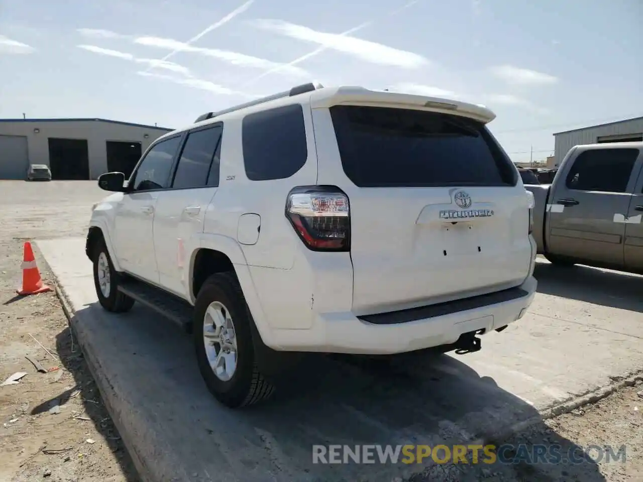 3 Photograph of a damaged car JTEBU5JR4K5657859 TOYOTA 4RUNNER 2019