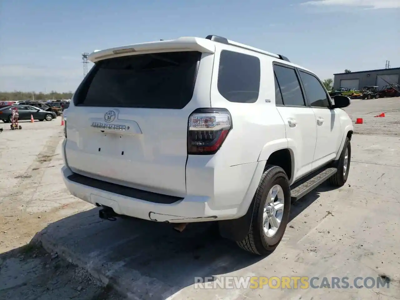 4 Photograph of a damaged car JTEBU5JR4K5657859 TOYOTA 4RUNNER 2019