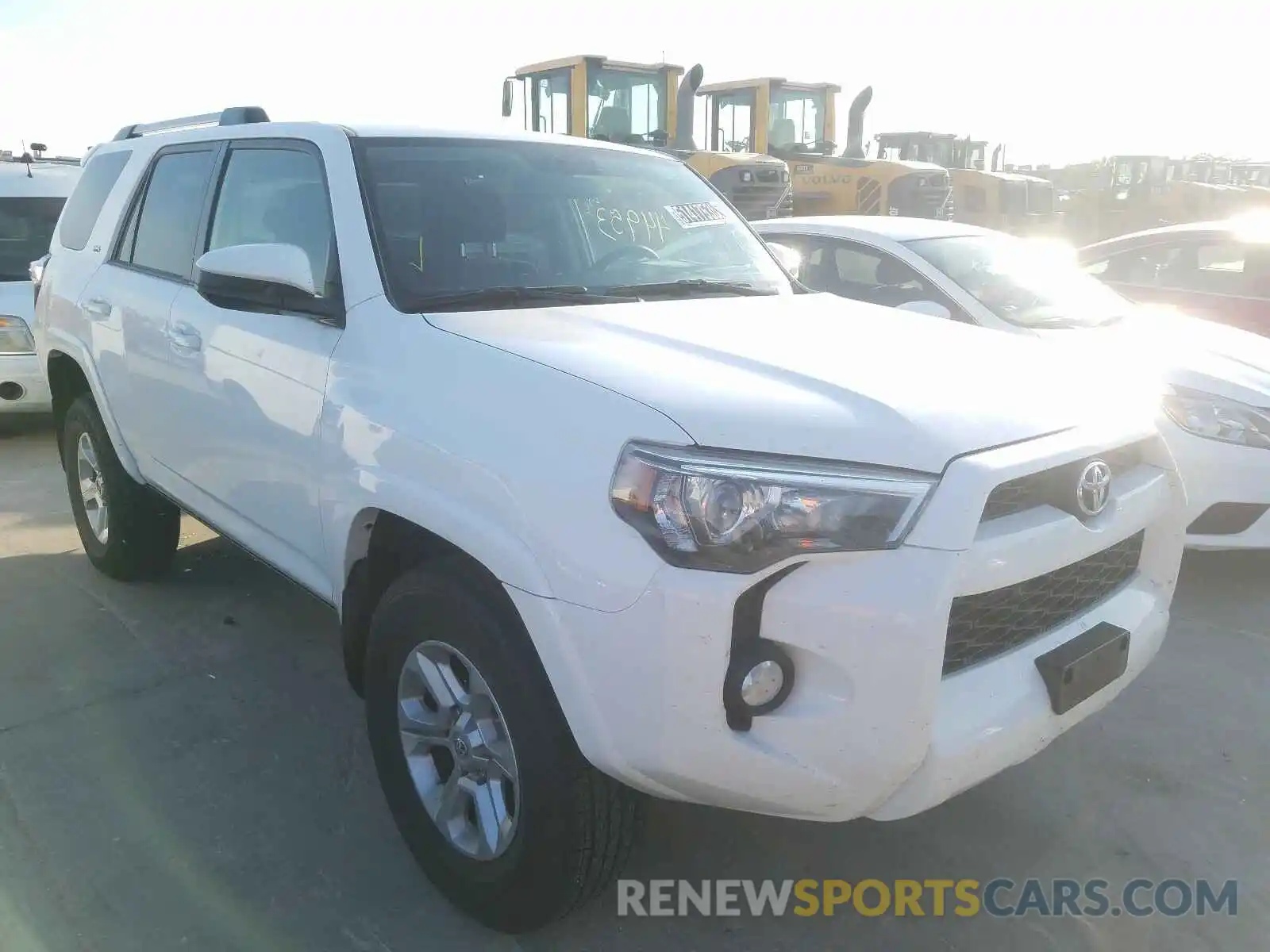 1 Photograph of a damaged car JTEBU5JR4K5659952 TOYOTA 4RUNNER 2019