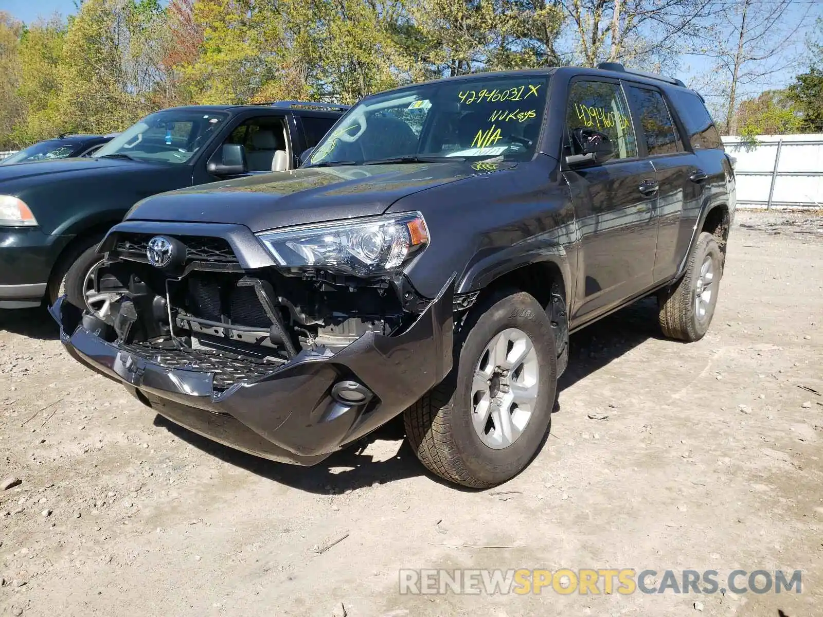 2 Photograph of a damaged car JTEBU5JR4K5661068 TOYOTA 4RUNNER 2019