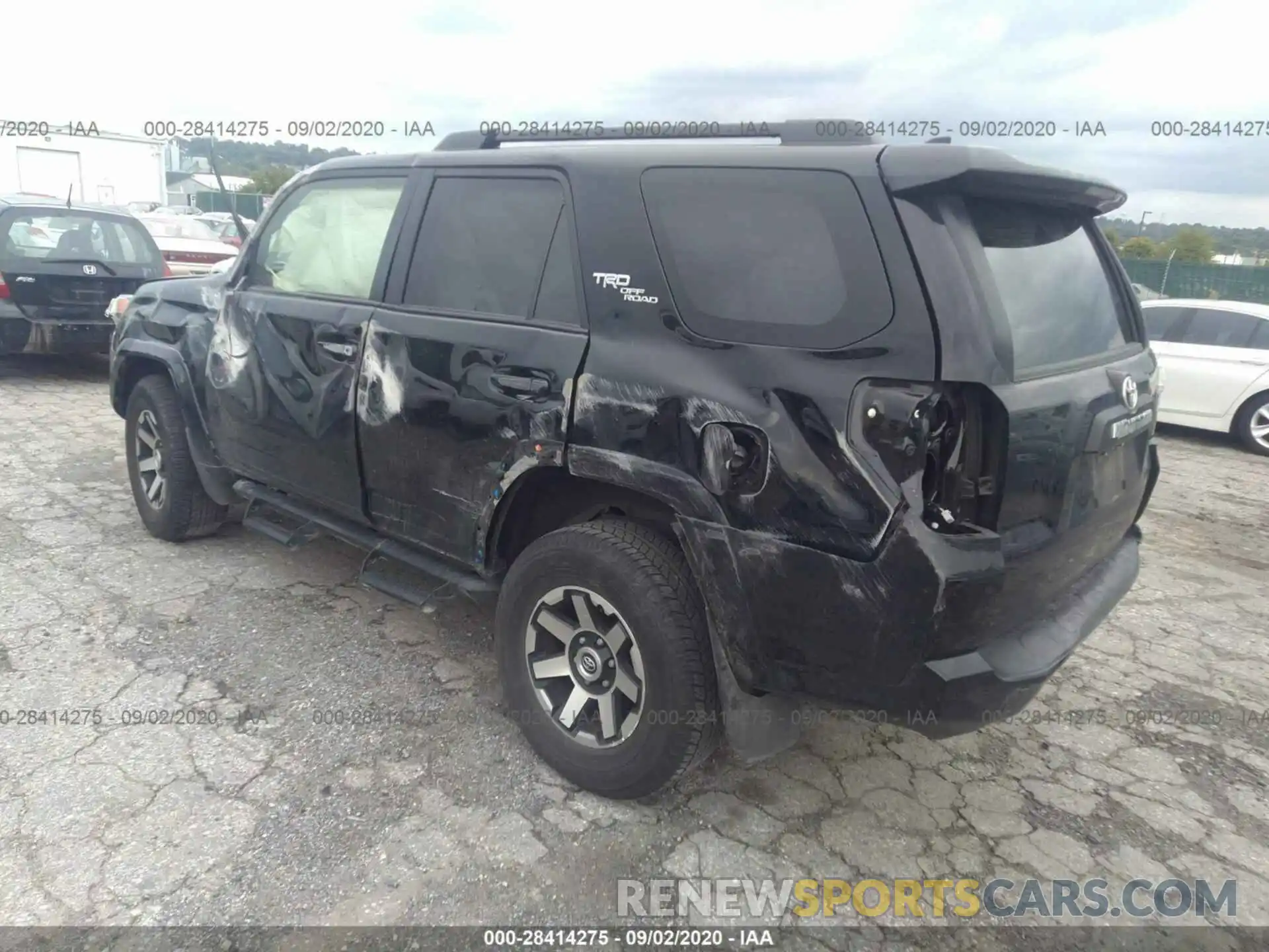 3 Photograph of a damaged car JTEBU5JR4K5662737 TOYOTA 4RUNNER 2019