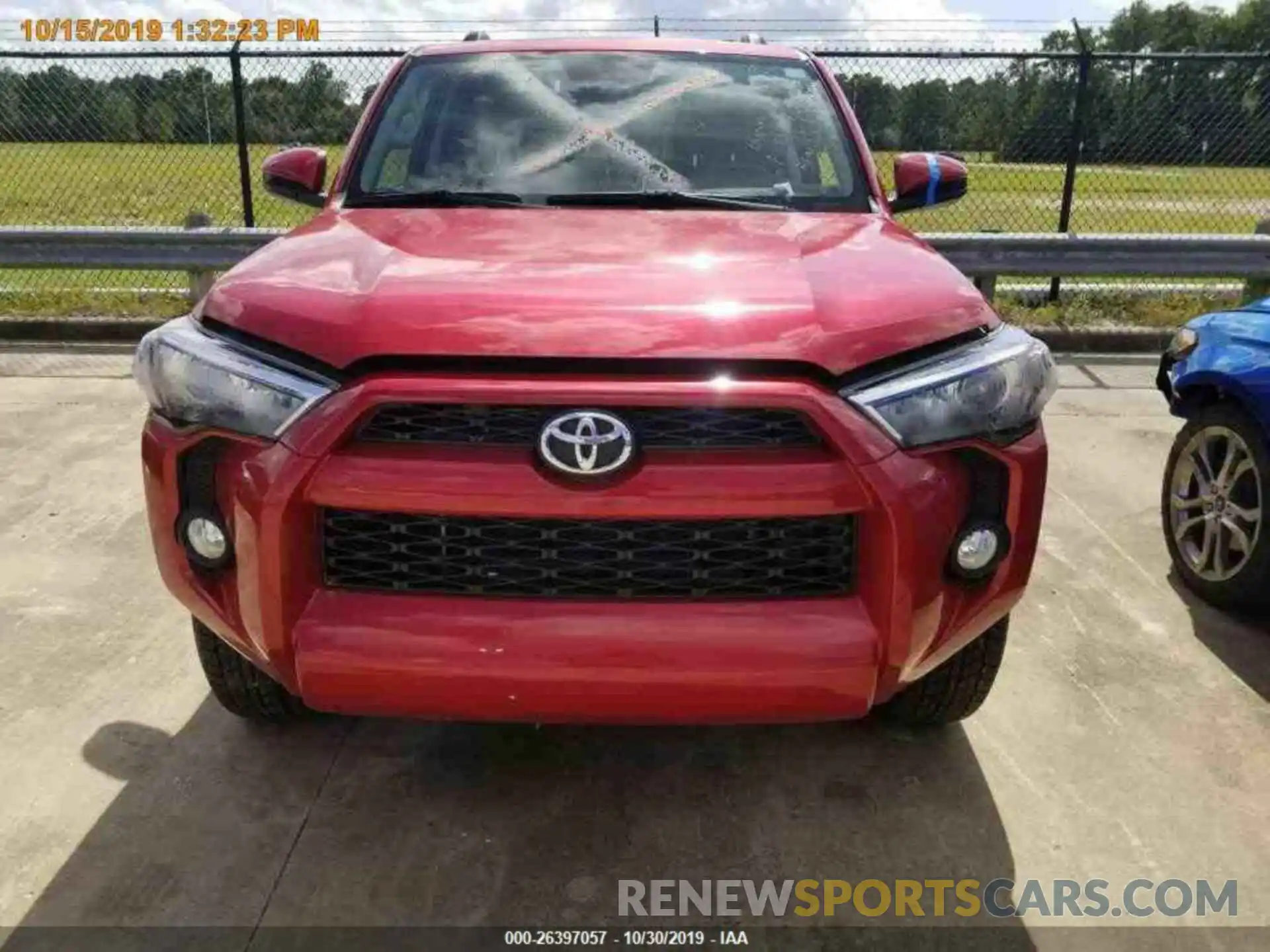 14 Photograph of a damaged car JTEBU5JR4K5667730 TOYOTA 4RUNNER 2019