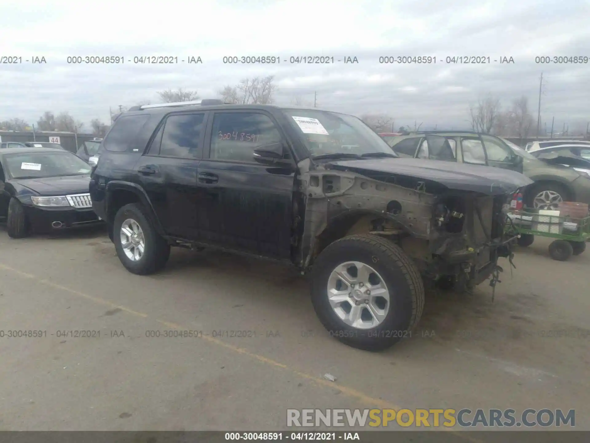 1 Photograph of a damaged car JTEBU5JR4K5670661 TOYOTA 4RUNNER 2019