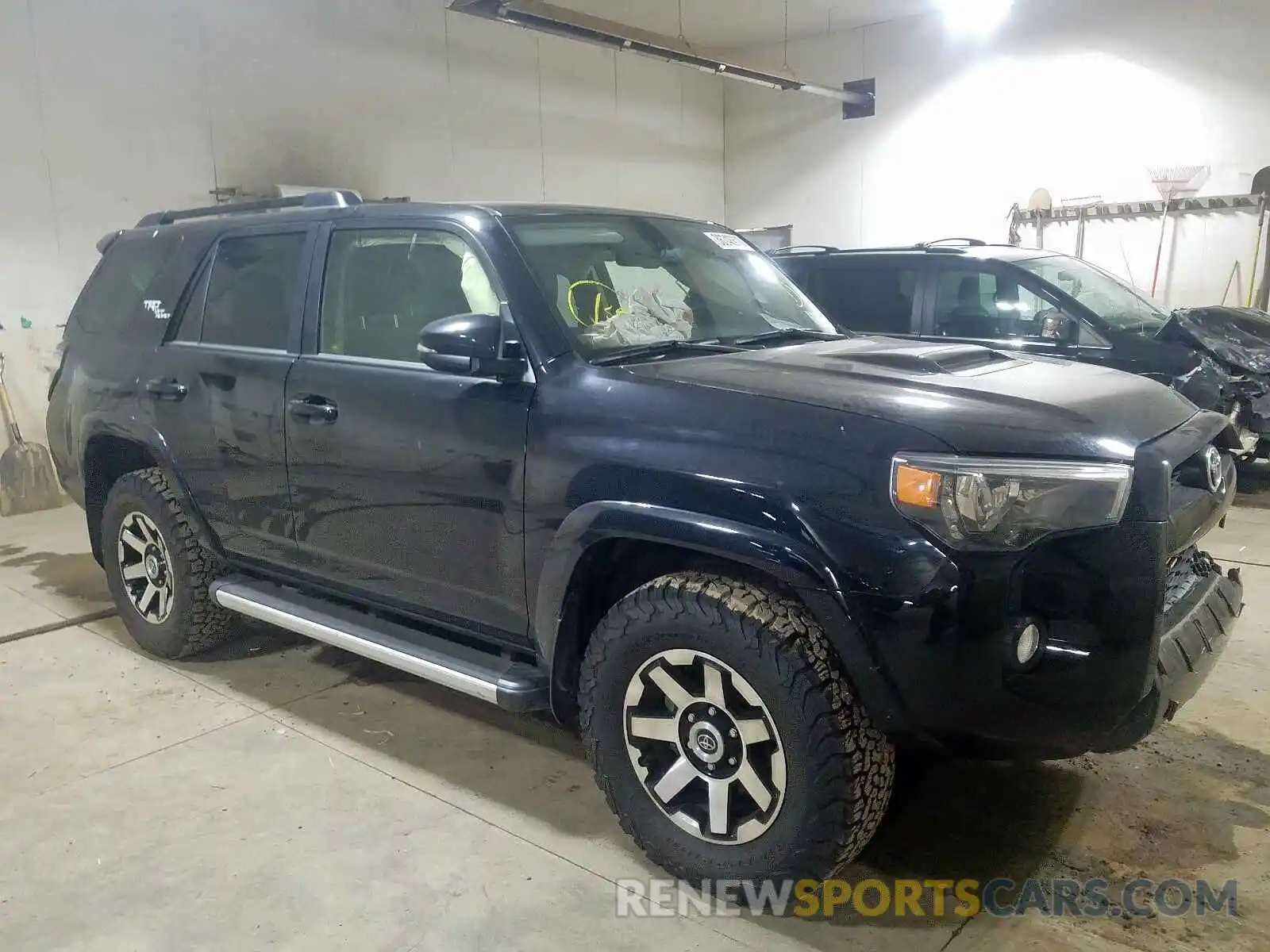 1 Photograph of a damaged car JTEBU5JR4K5671826 TOYOTA 4RUNNER 2019