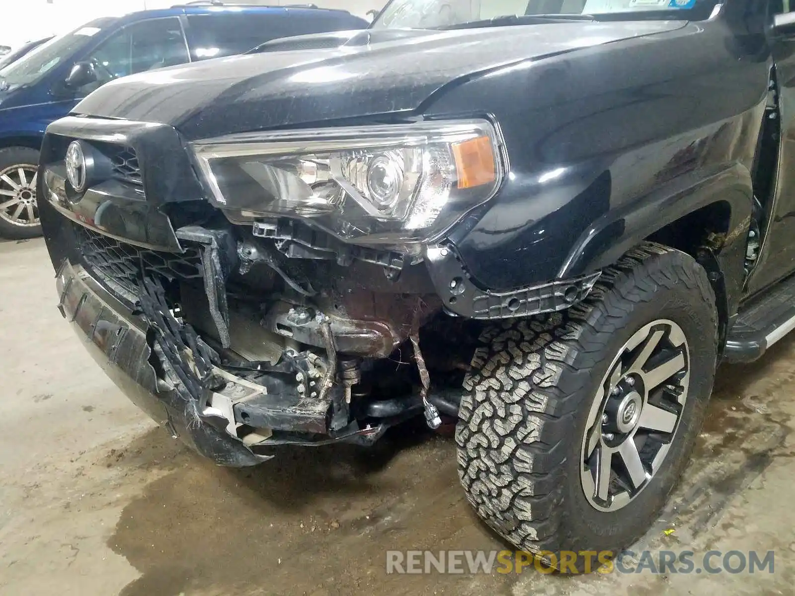 9 Photograph of a damaged car JTEBU5JR4K5671826 TOYOTA 4RUNNER 2019