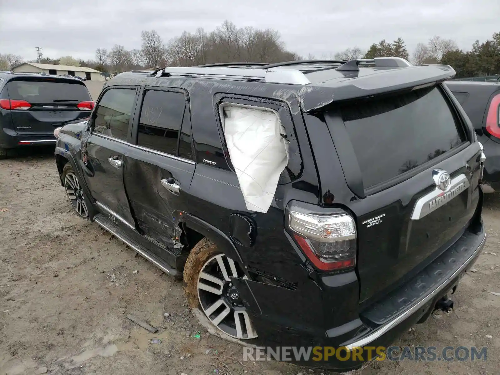 3 Photograph of a damaged car JTEBU5JR4K5673348 TOYOTA 4RUNNER 2019