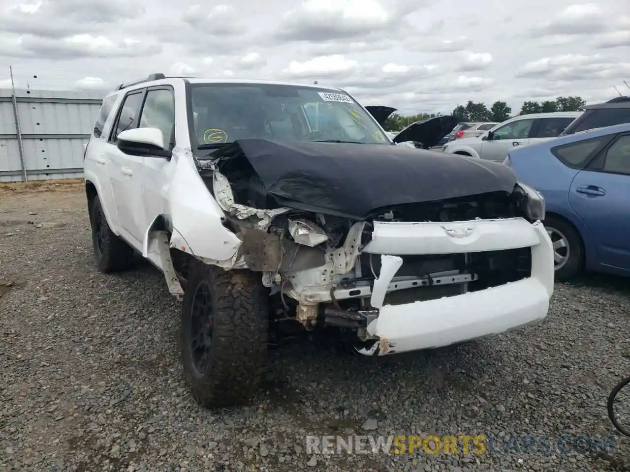 1 Фотография поврежденного автомобиля JTEBU5JR4K5676122 TOYOTA 4RUNNER 2019