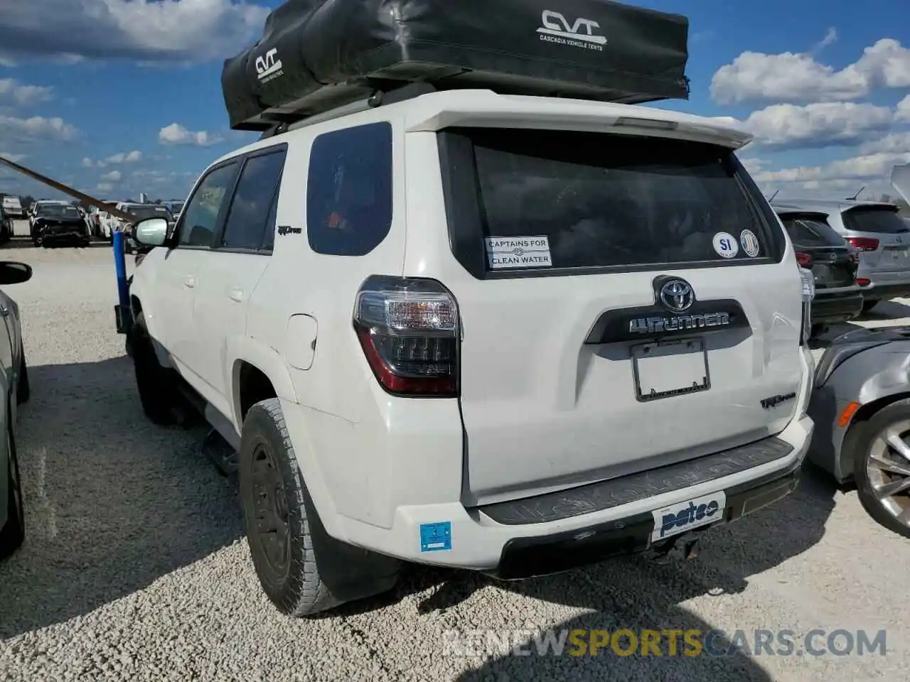 3 Фотография поврежденного автомобиля JTEBU5JR4K5676914 TOYOTA 4RUNNER 2019