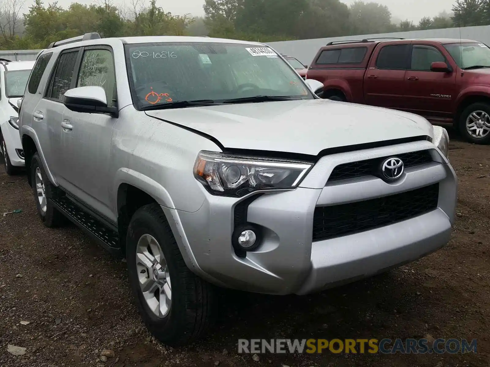 1 Photograph of a damaged car JTEBU5JR4K5677285 TOYOTA 4RUNNER 2019