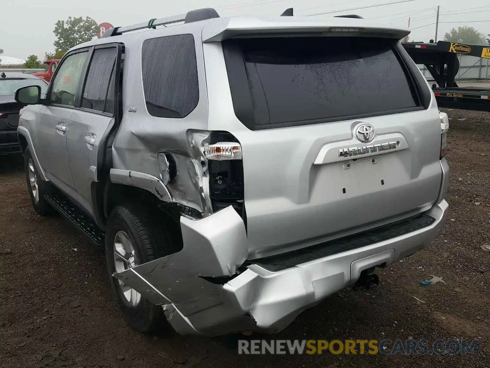 3 Photograph of a damaged car JTEBU5JR4K5677285 TOYOTA 4RUNNER 2019